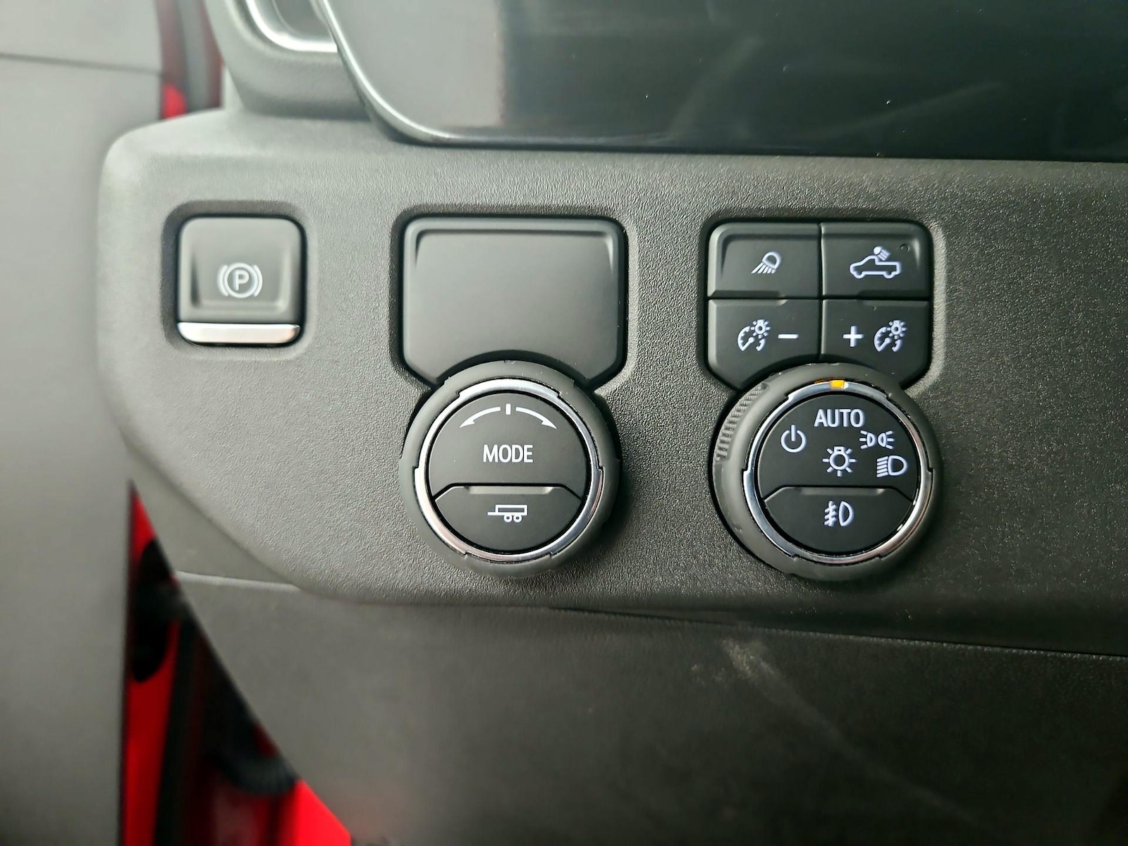 2025 Chevrolet Silverado 3500HD LT - Photo 14