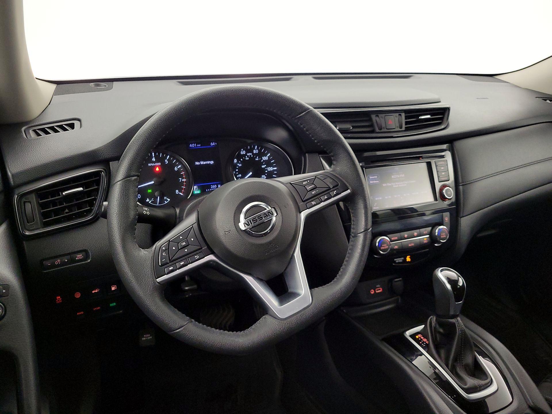 Thumbnail: 2020 Nissan Rogue - 9