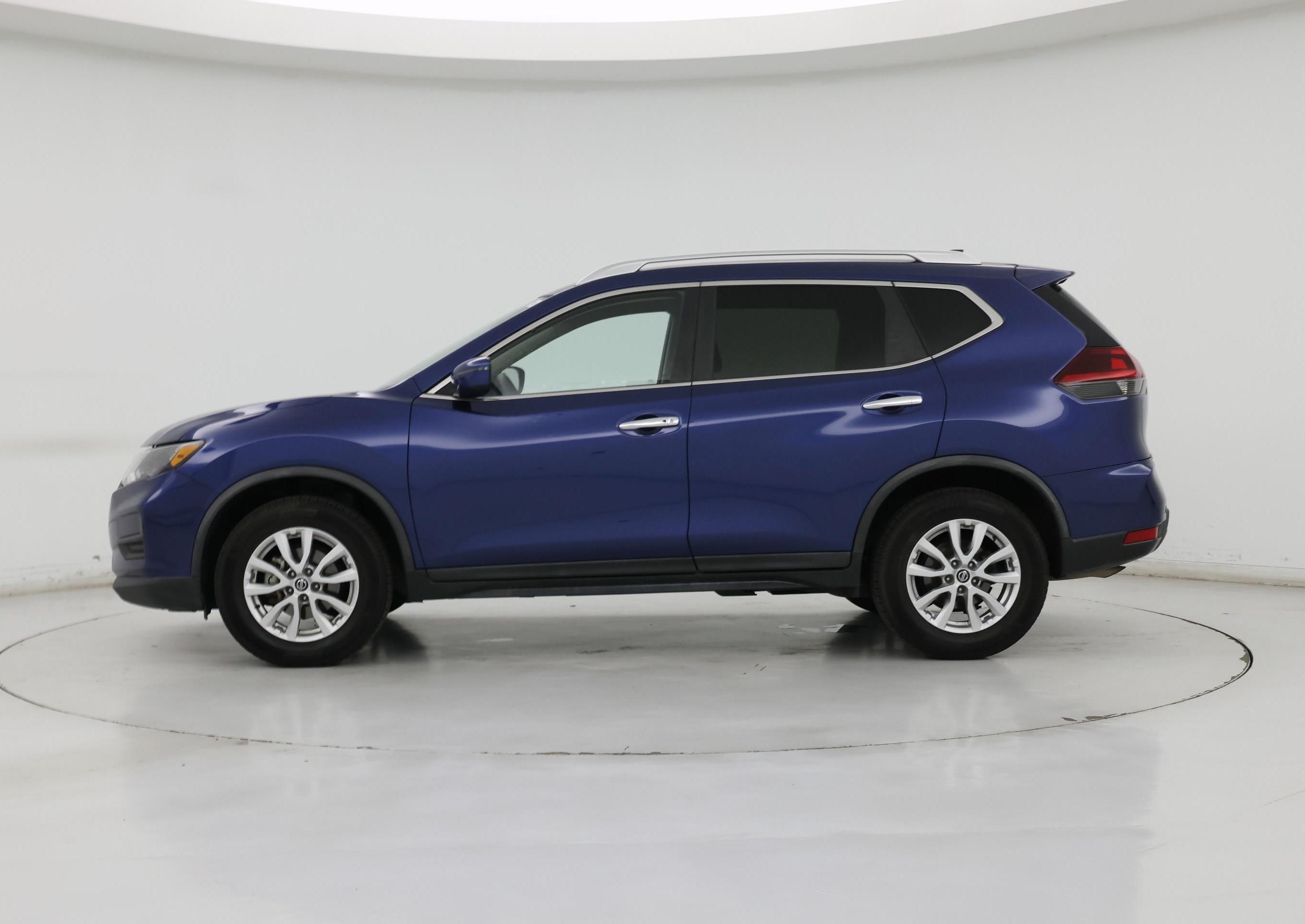 Thumbnail: 2020 Nissan Rogue - 3