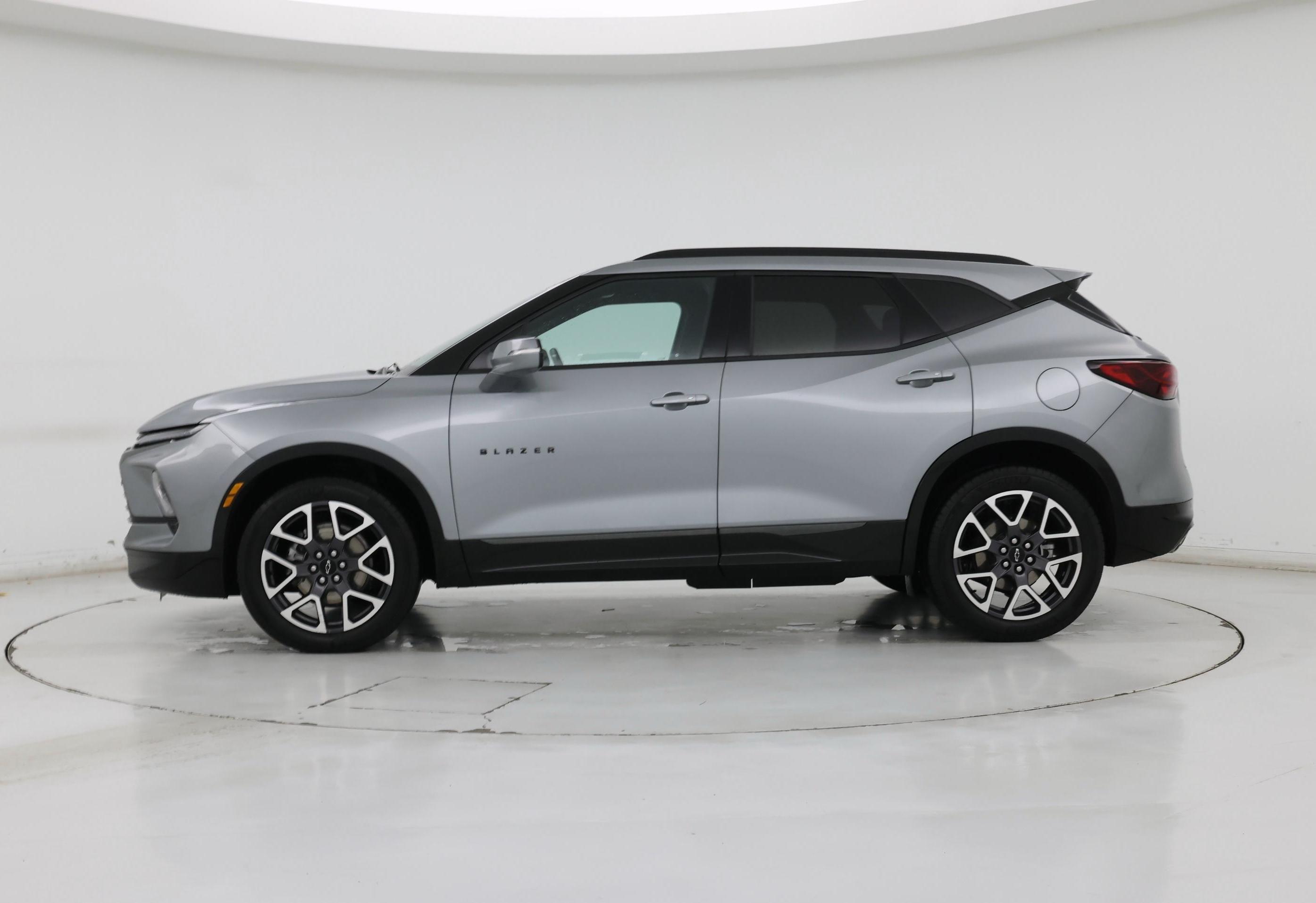 Thumbnail: 2025 Chevrolet Blazer - 3