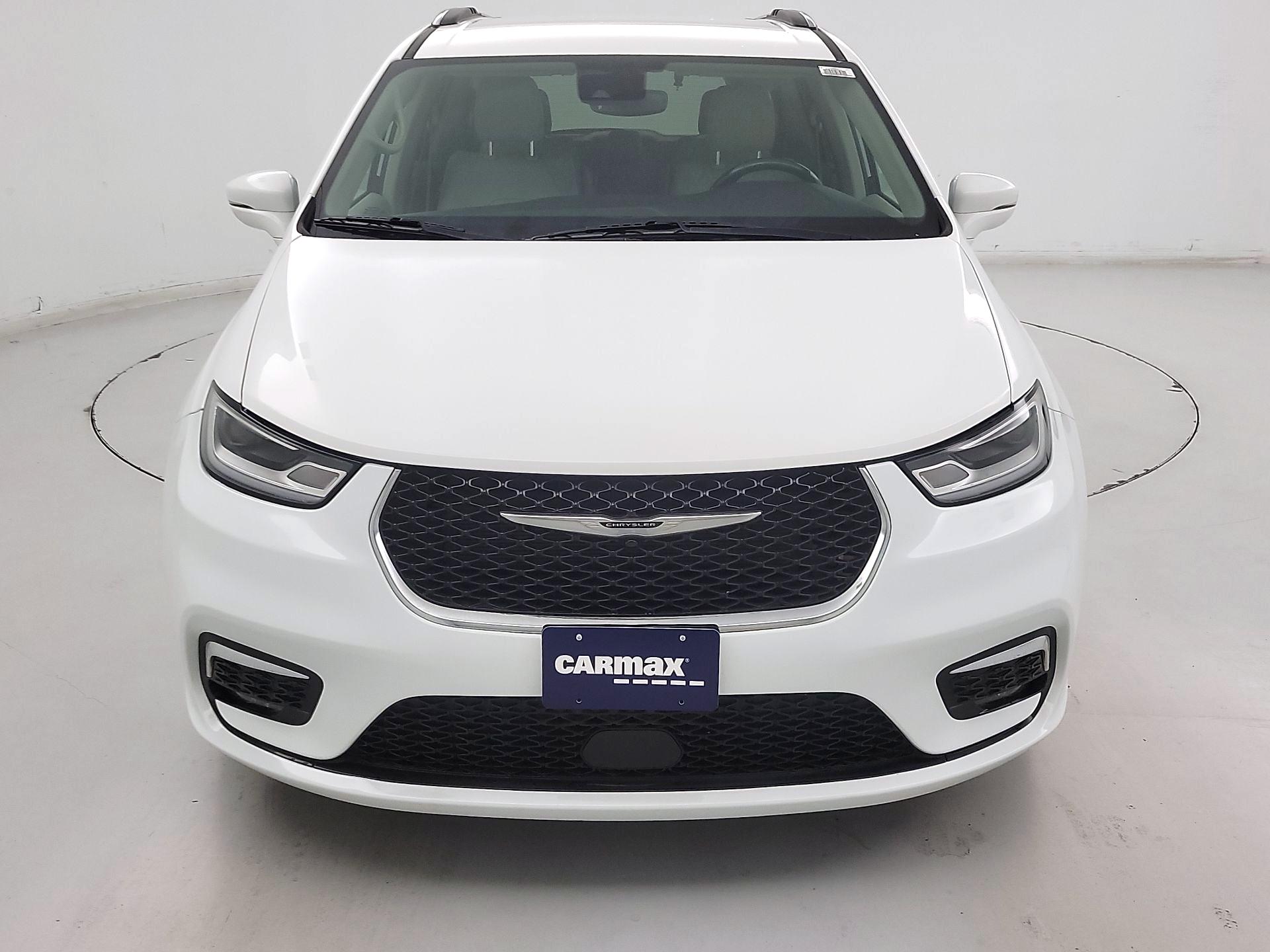 Thumbnail: 2021 Chrysler Pacifica - 2