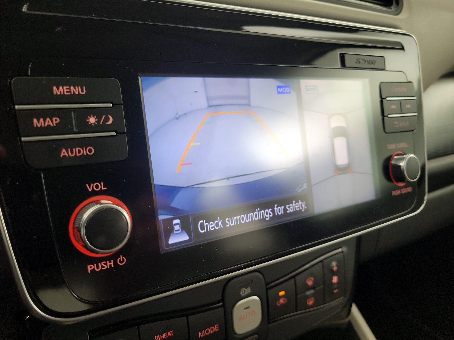 Thumbnail: 2019 Nissan Leaf - 15