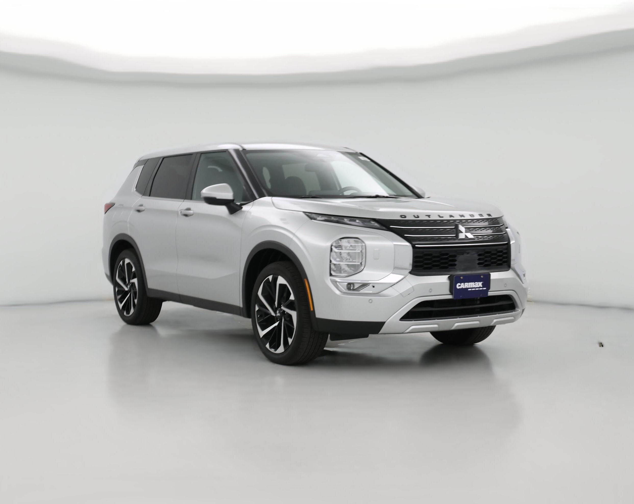 Thumbnail: 2024 Mitsubishi Outlander - 1