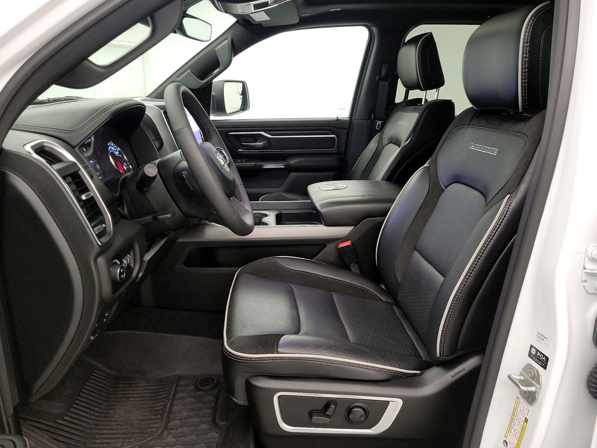 Thumbnail: 2025 RAM 1500 - 11