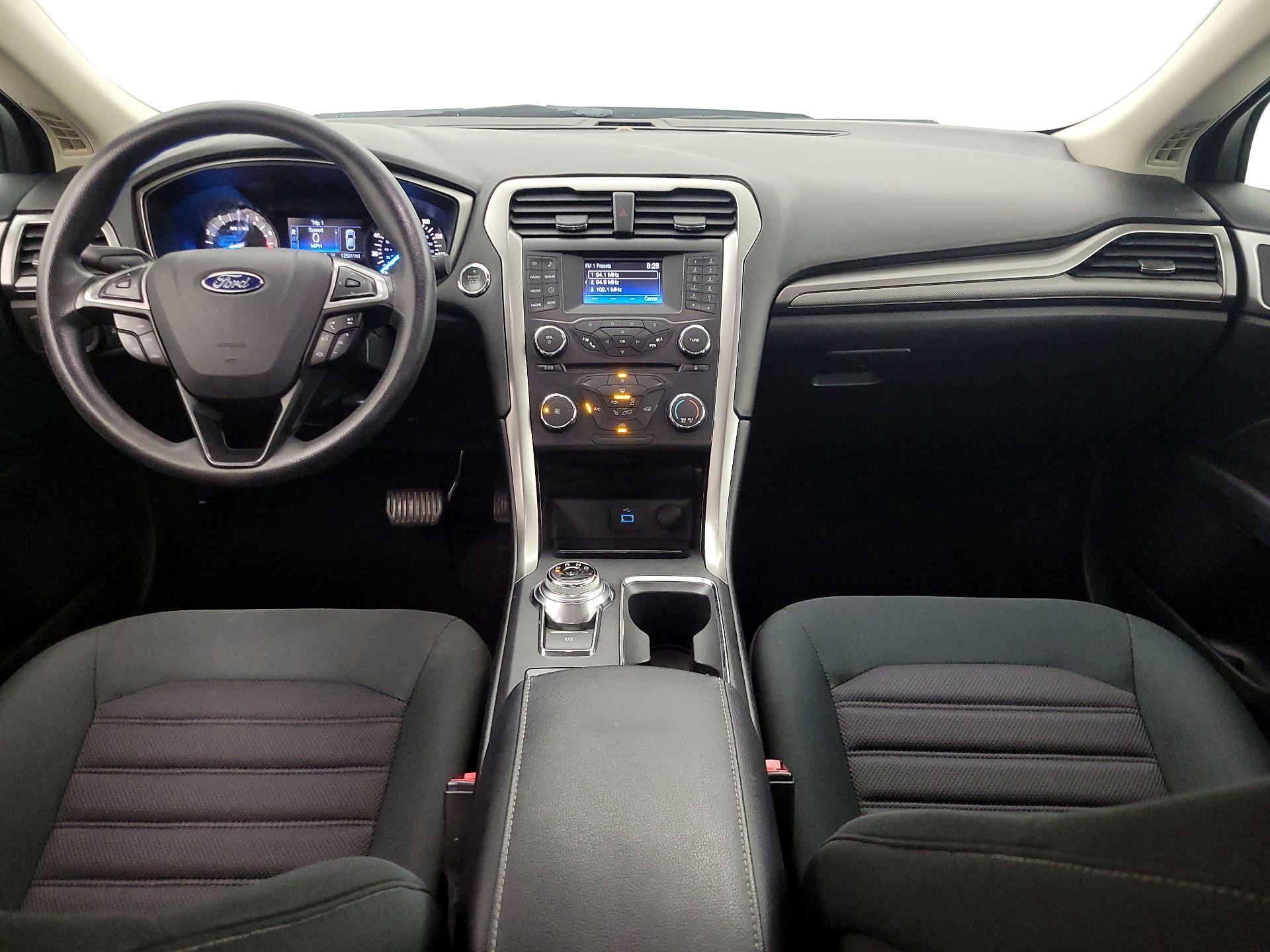 Thumbnail: 2017 Ford Fusion - 9