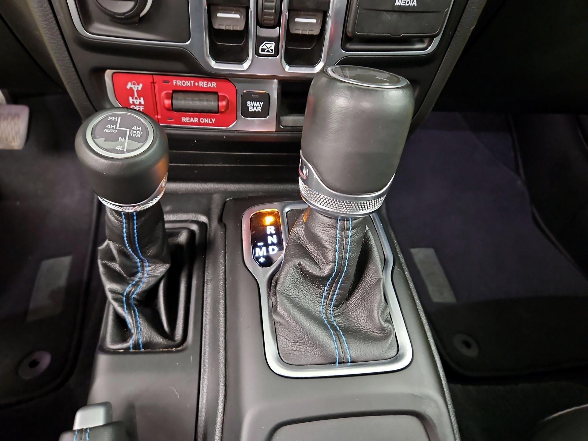 Thumbnail: 2023 Jeep Wrangler - 18