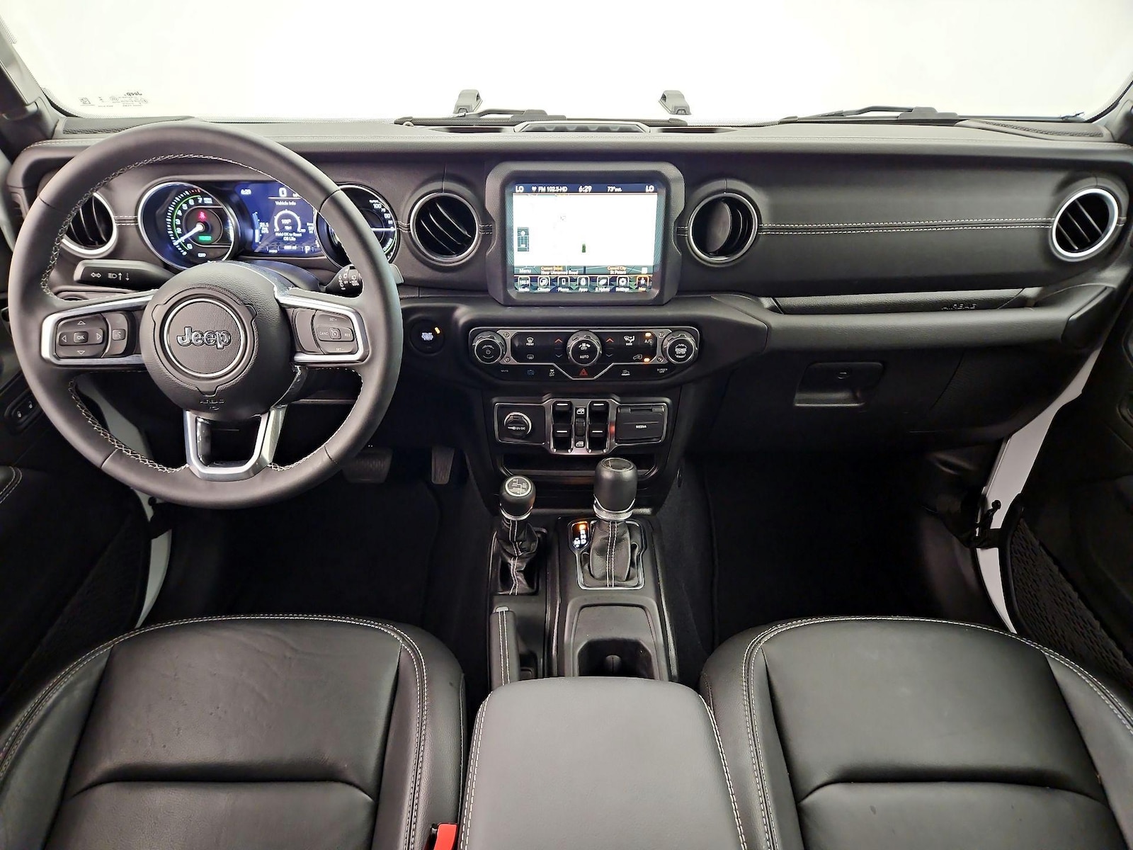 Apple CarPlay® & Android Auto™