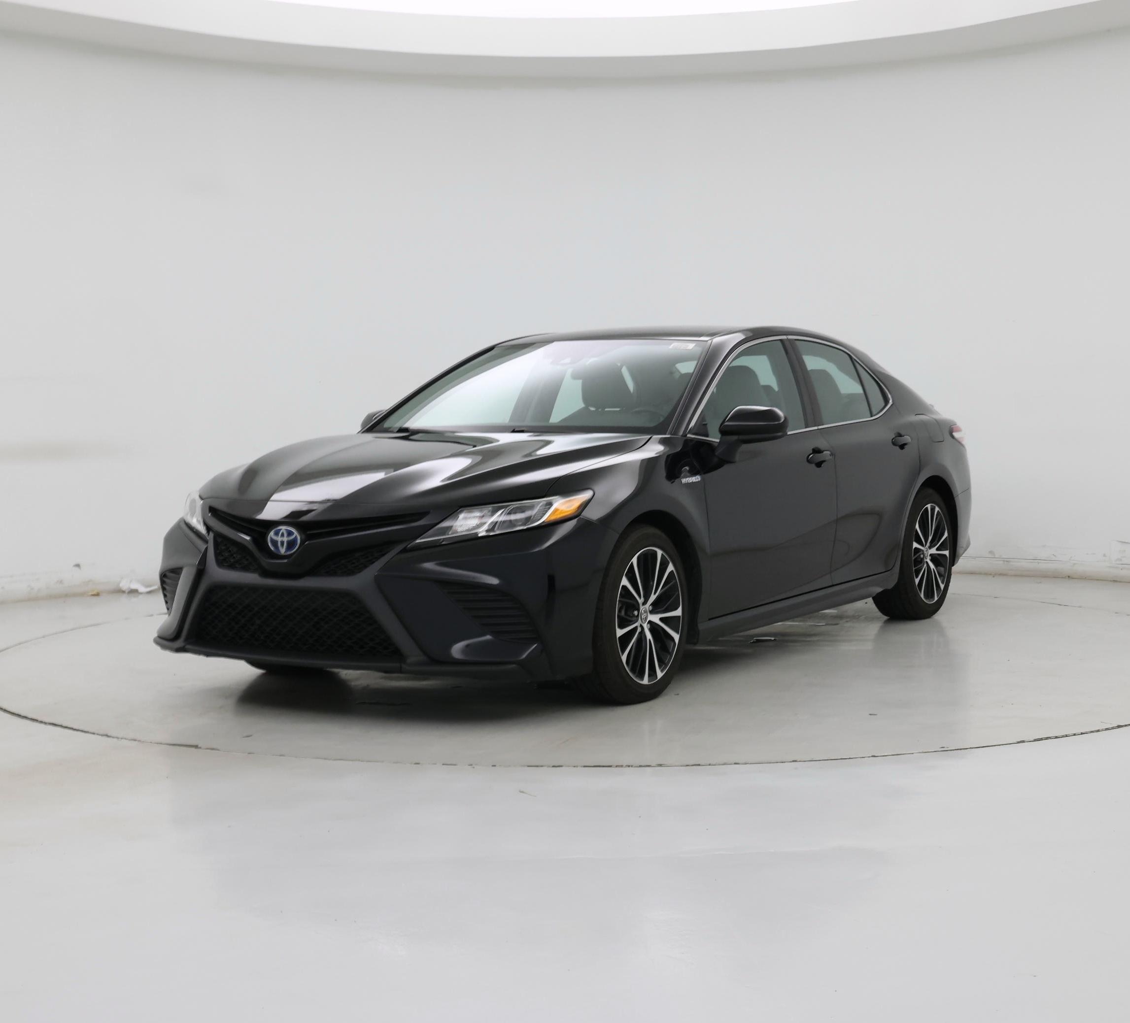 Thumbnail: 2020 Toyota Camry - 4