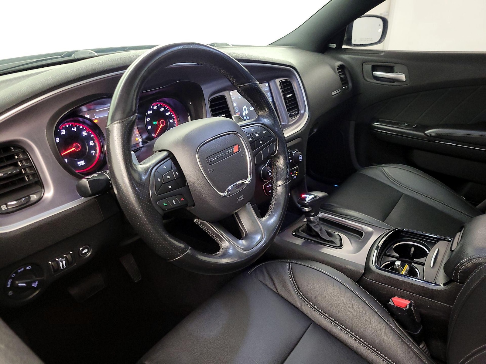 2019 Dodge Charger R/T - Photo 10