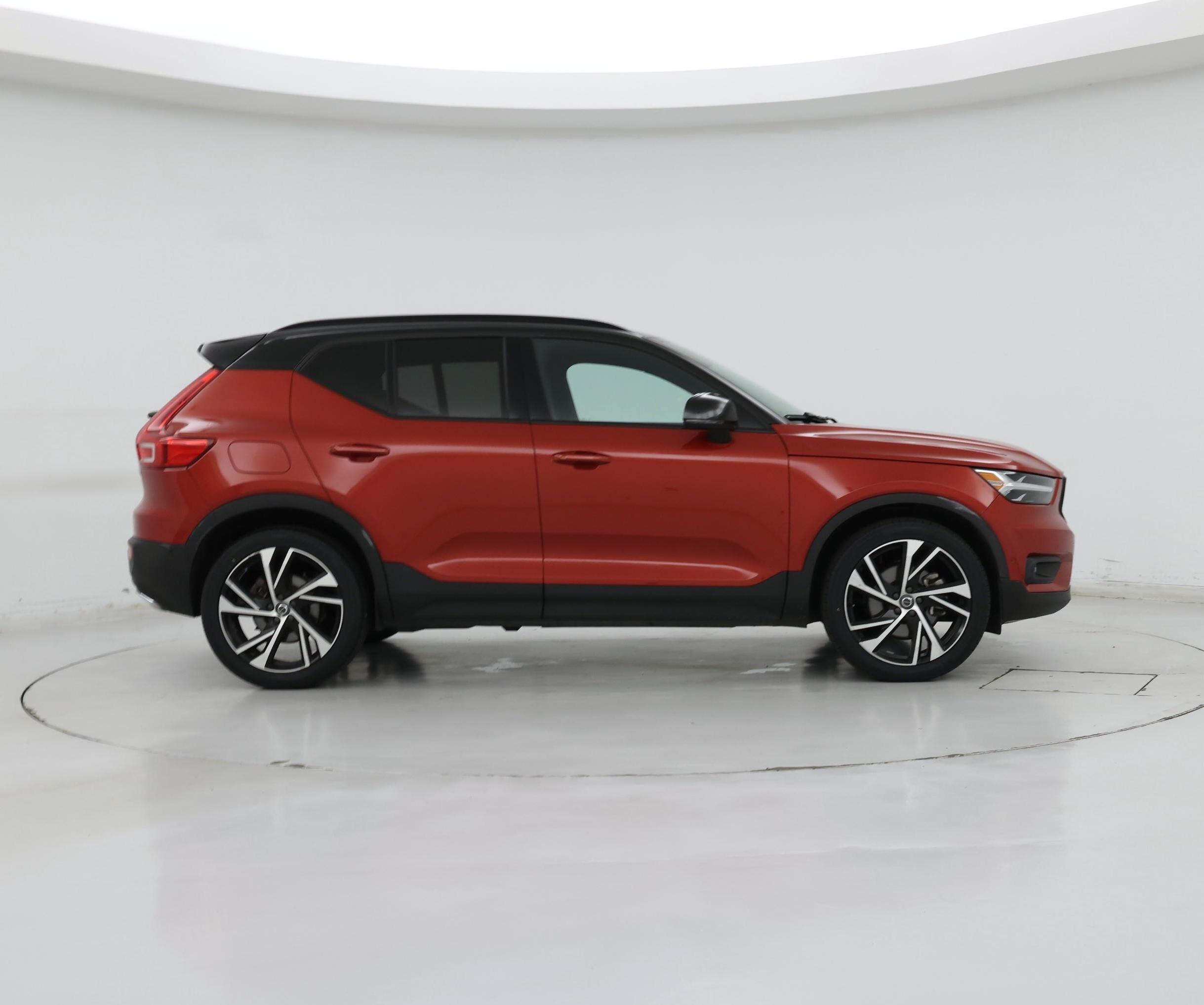 Thumbnail: 2019 Volvo XC40 - 7