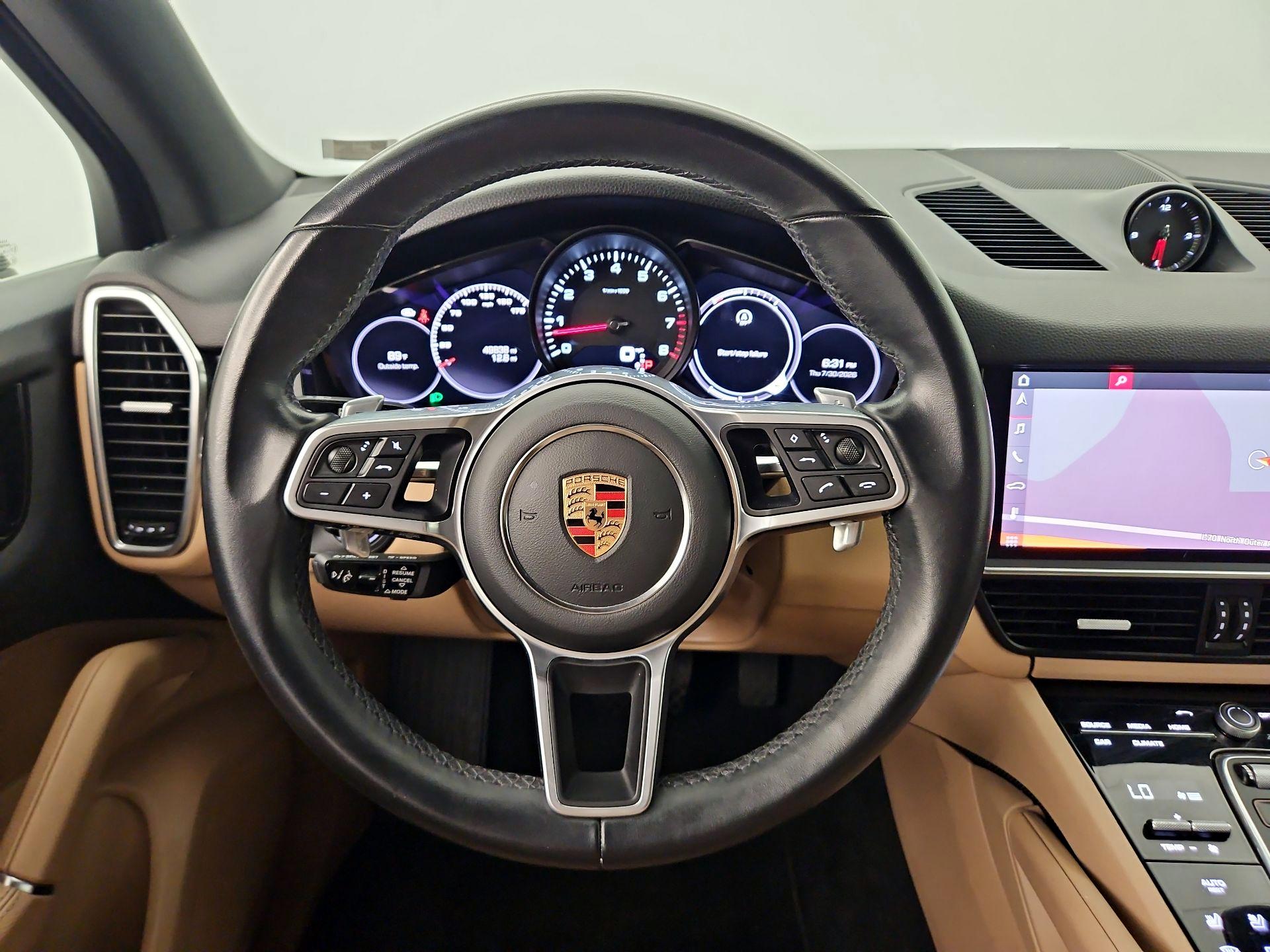 Thumbnail: 2021 Porsche Cayenne - 10