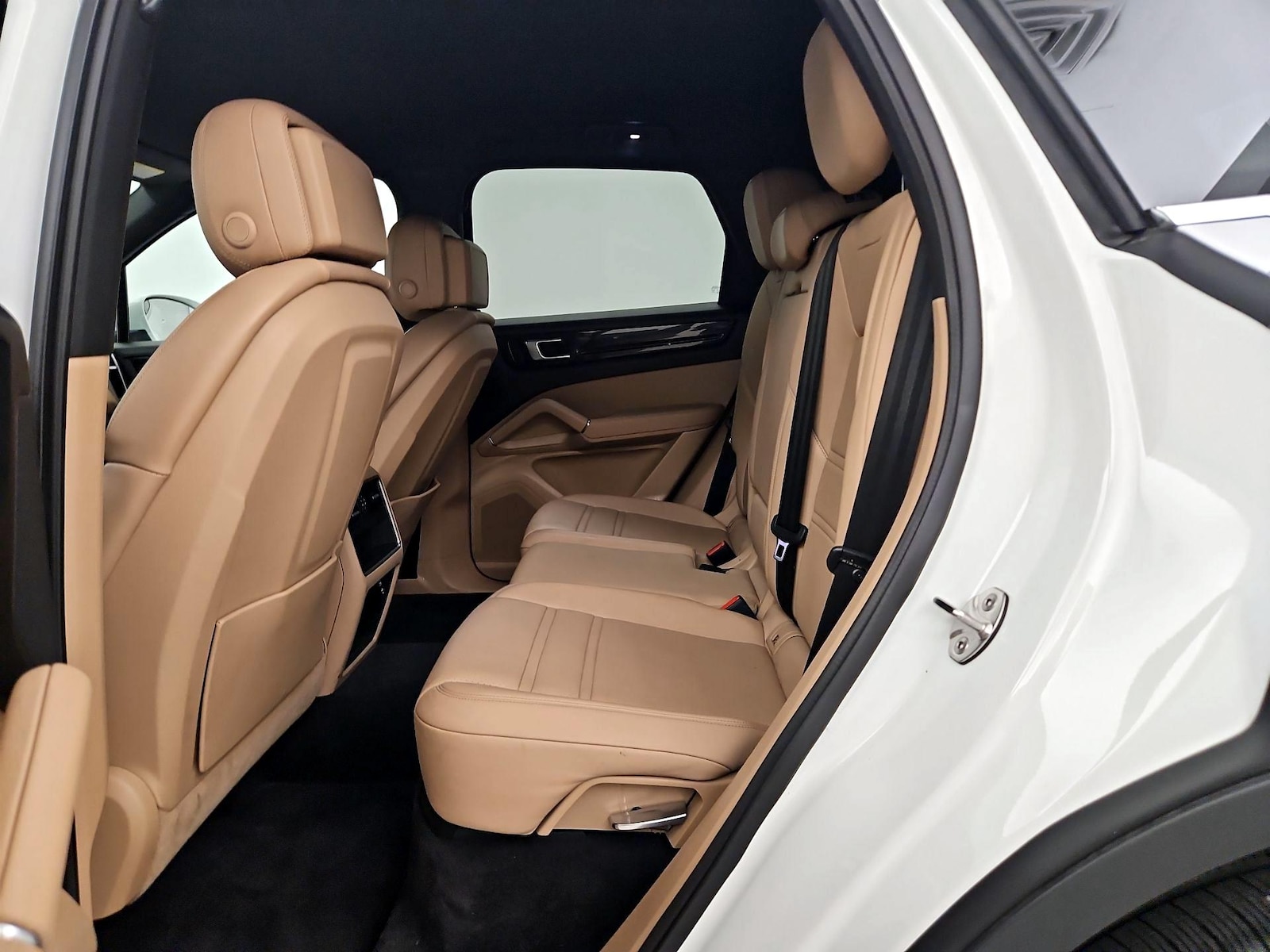 2021 Porsche Cayenne Base - Photo 21