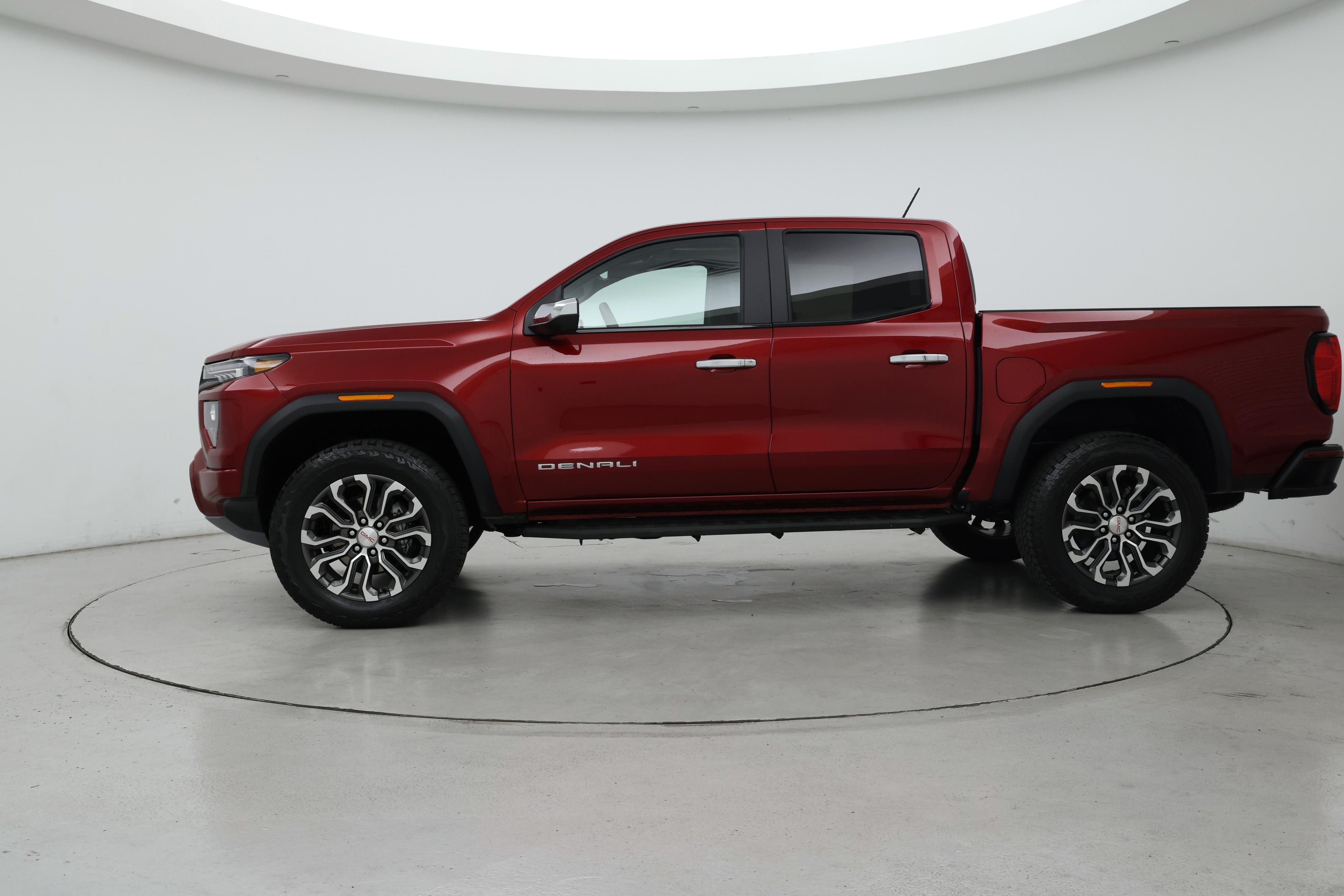 Thumbnail: 2026 GMC Canyon - 3