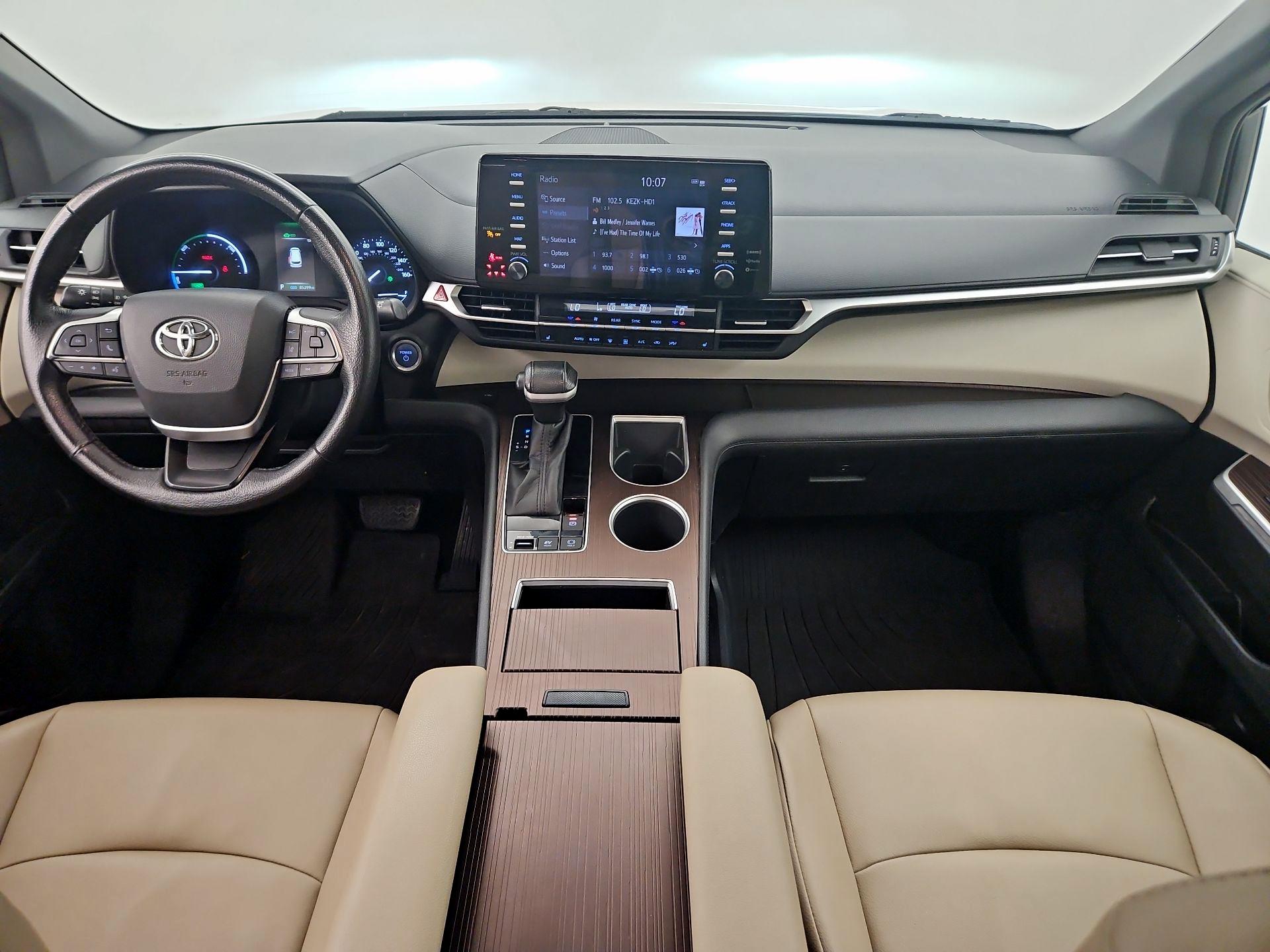 Thumbnail: 2022 Toyota Sienna - 9