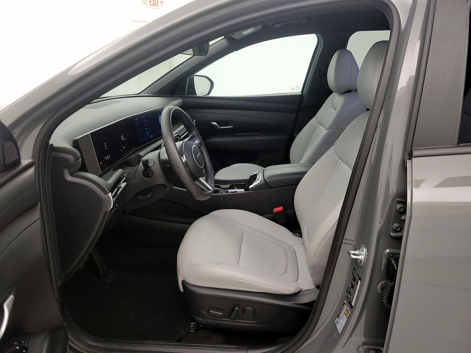 2025 Hyundai Santa Cruz SEL - Photo 12