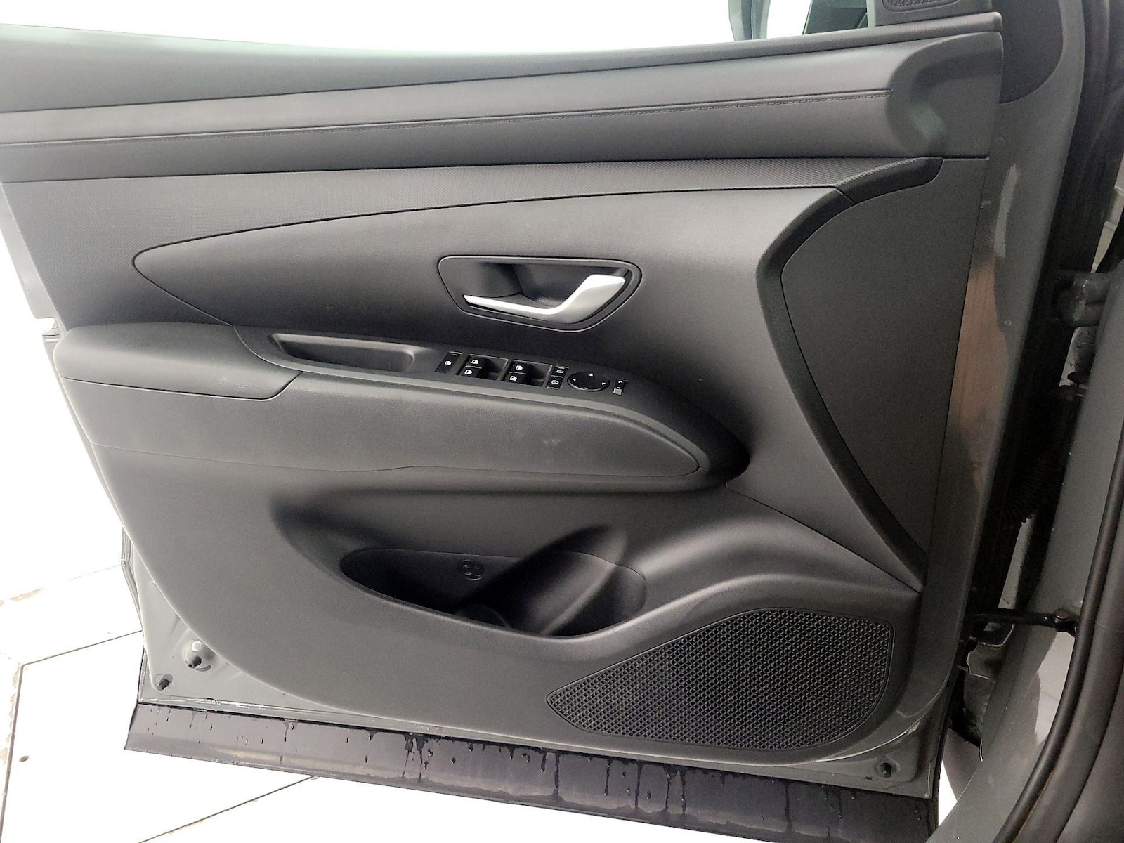 2025 Hyundai Santa Cruz SEL - Photo 13