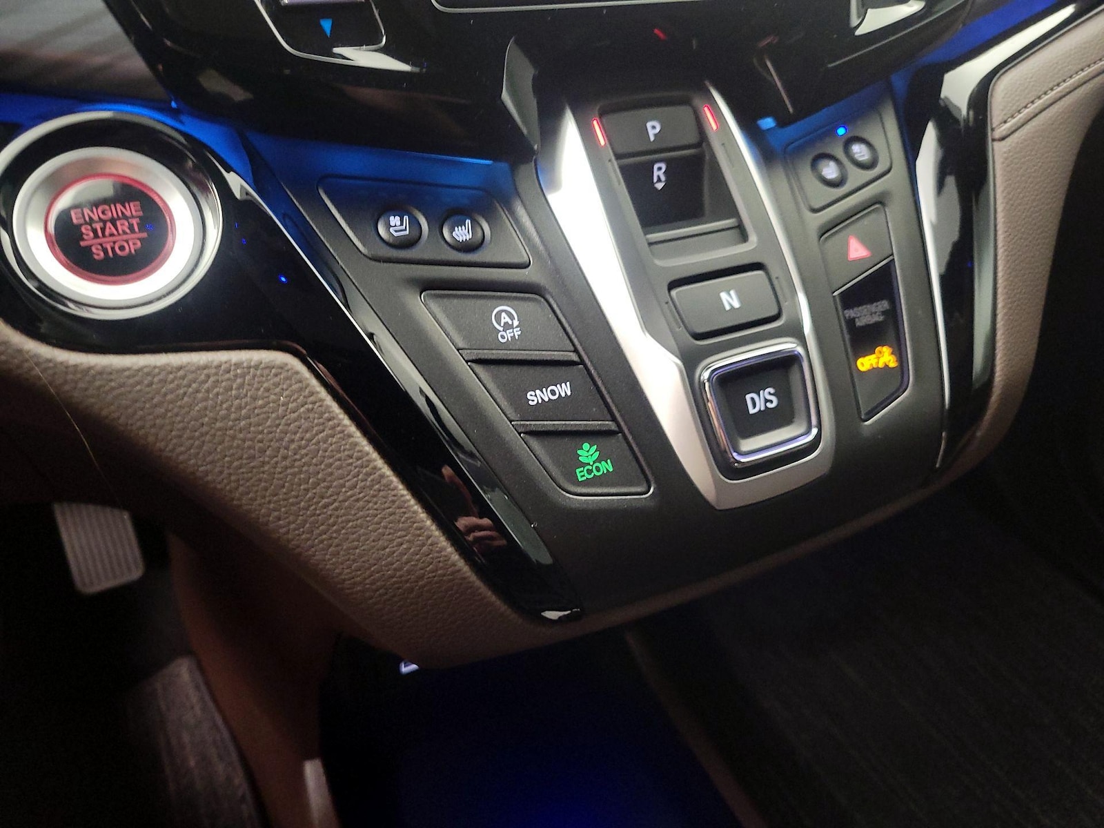 2025 Honda Odyssey Elite - Photo 19