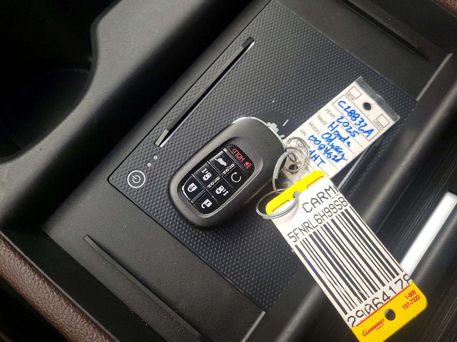 2025 Honda Odyssey Elite - Photo 26
