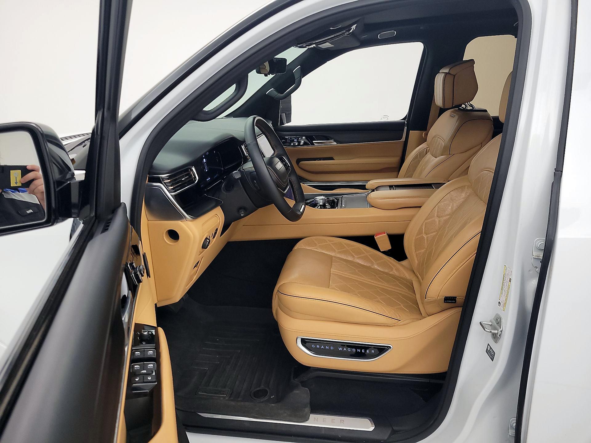 Thumbnail: 2023 Jeep Grand Wagoneer - 11