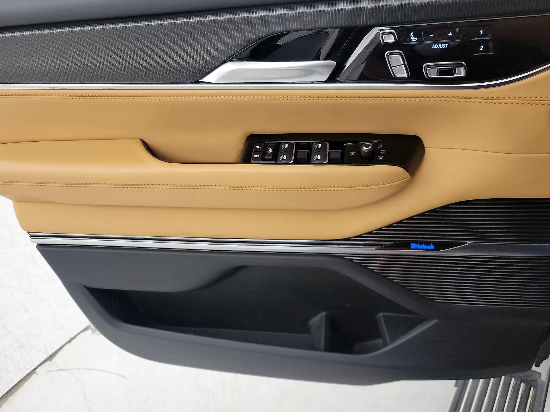 Thumbnail: 2023 Jeep Grand Wagoneer - 12