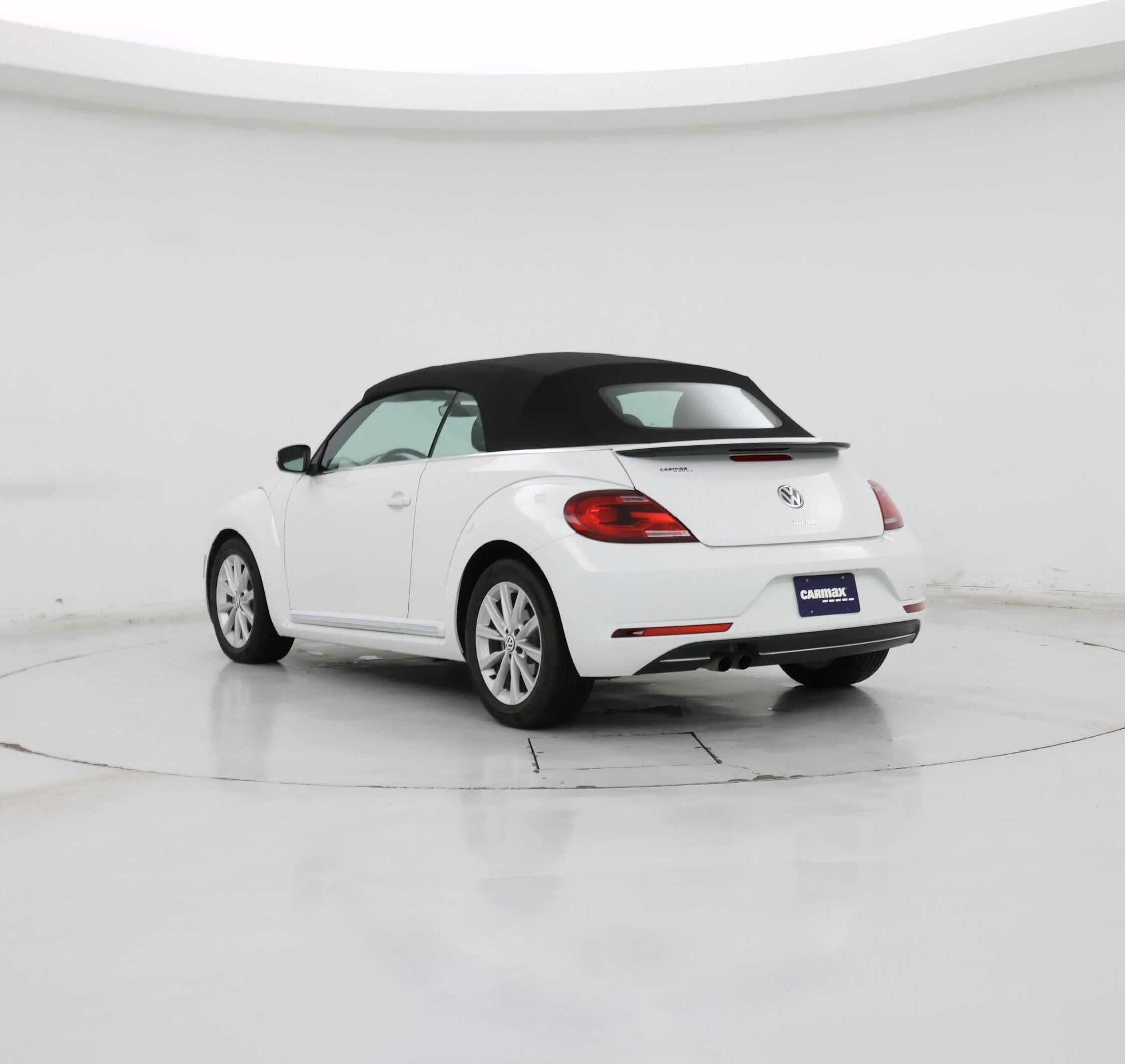 Thumbnail: 2018 Volkswagen Beetle - 2