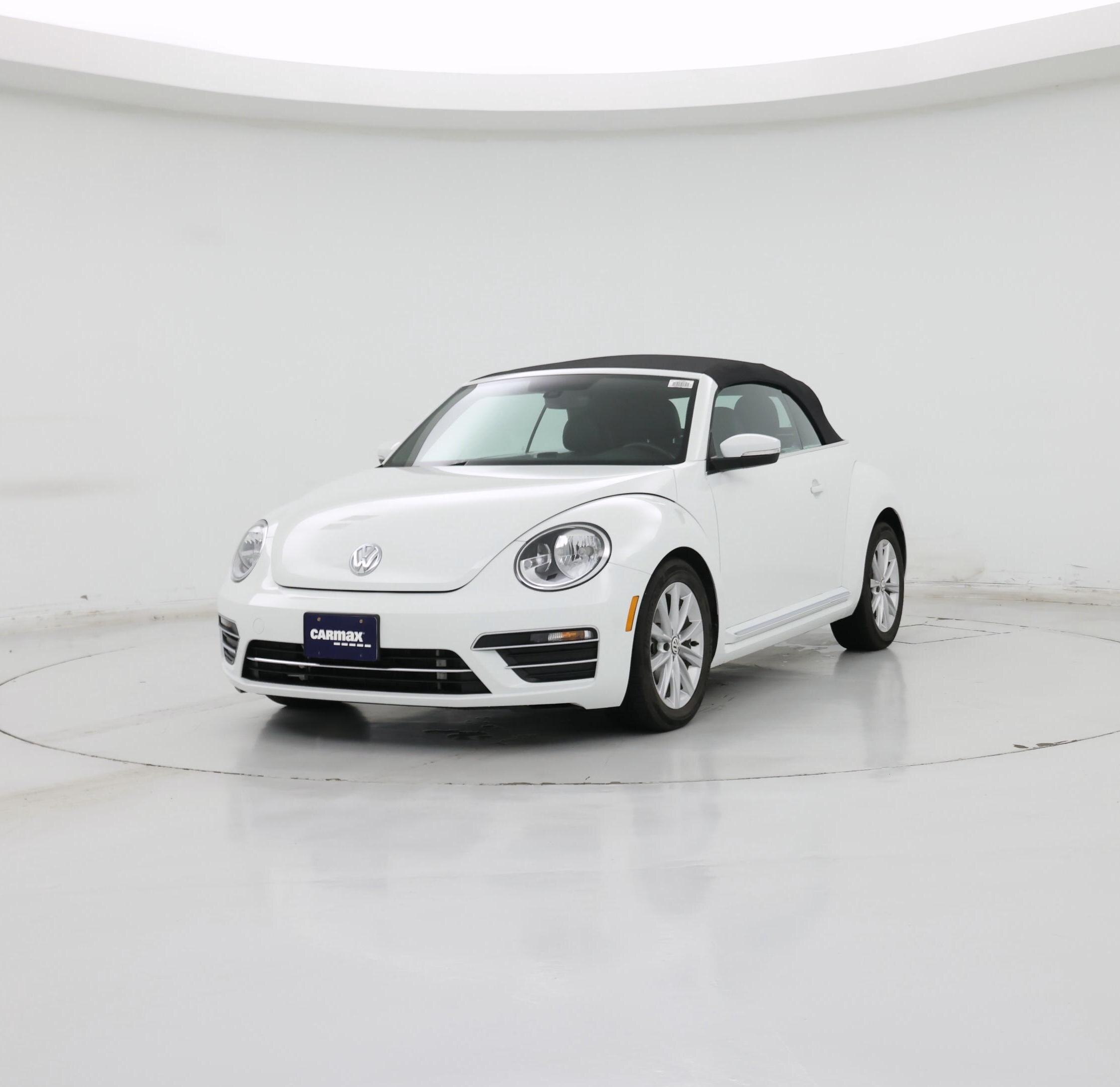 Thumbnail: 2018 Volkswagen Beetle - 4