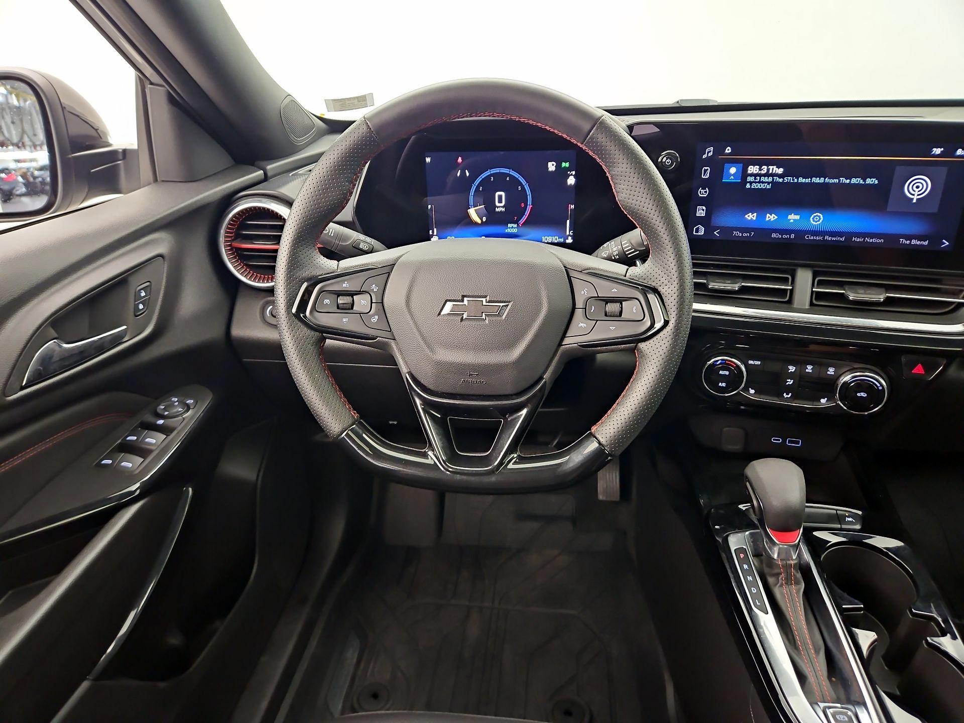 Thumbnail: 2025 Chevrolet Trax - 10