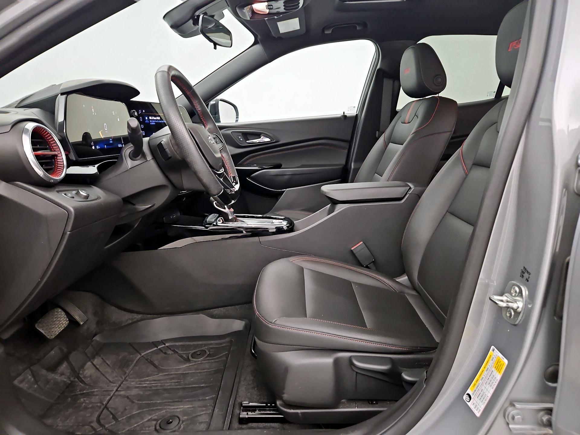 Thumbnail: 2025 Chevrolet Trax - 11