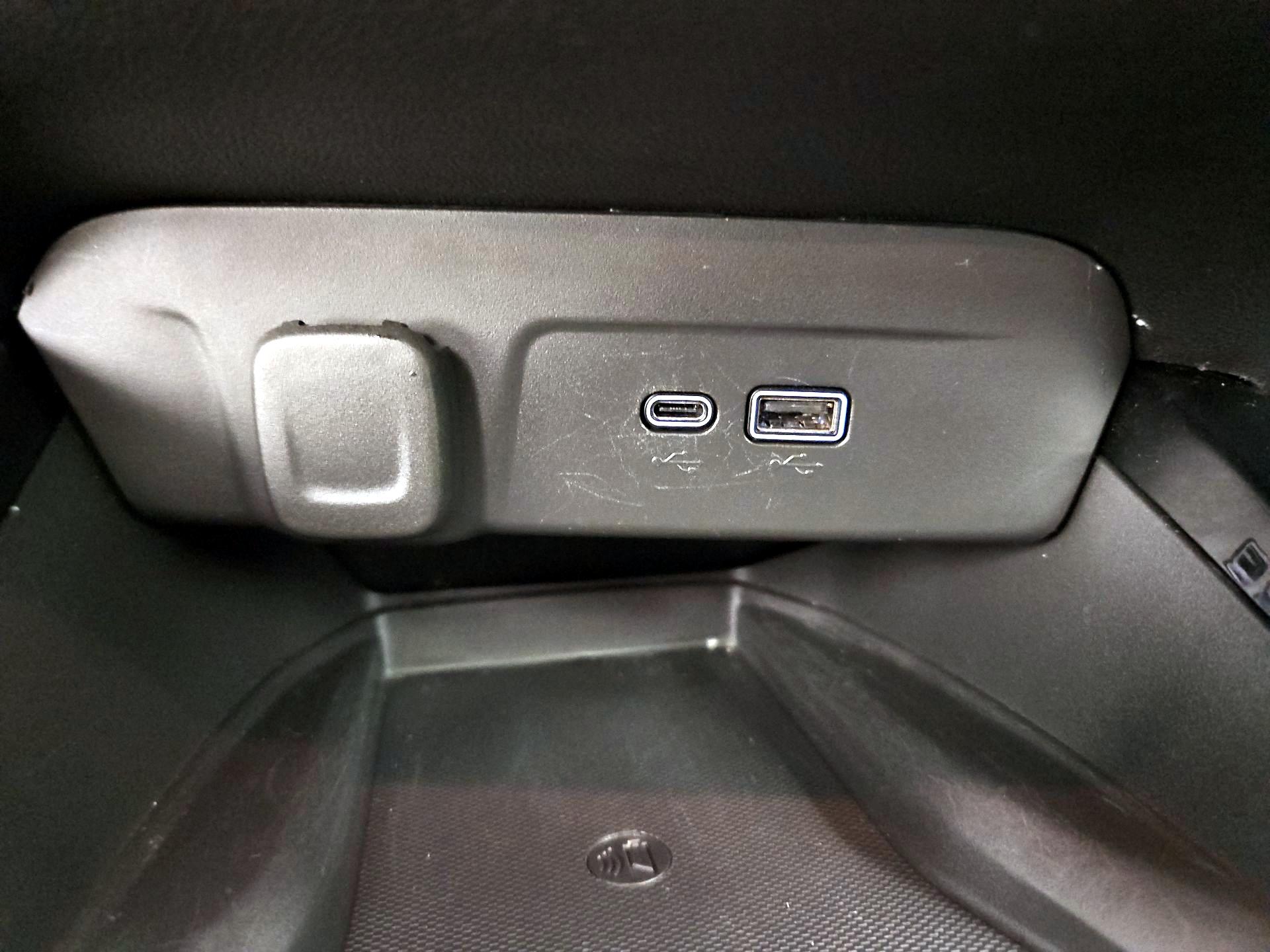 Thumbnail: 2024 Chevrolet Trax - 18