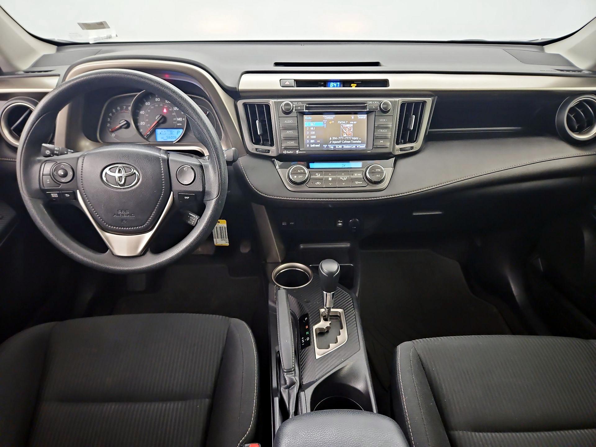 Thumbnail: 2015 Toyota RAV4 - 9