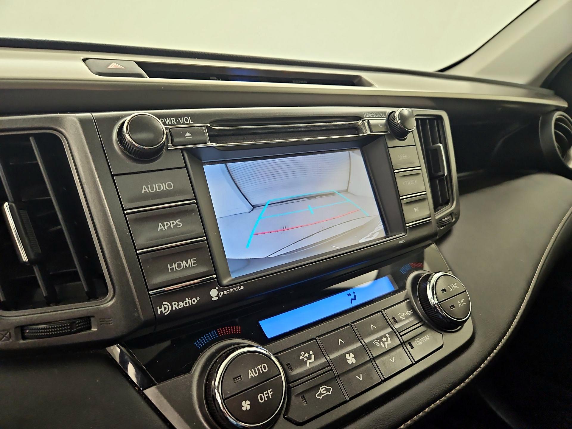 Thumbnail: 2015 Toyota RAV4 - 14