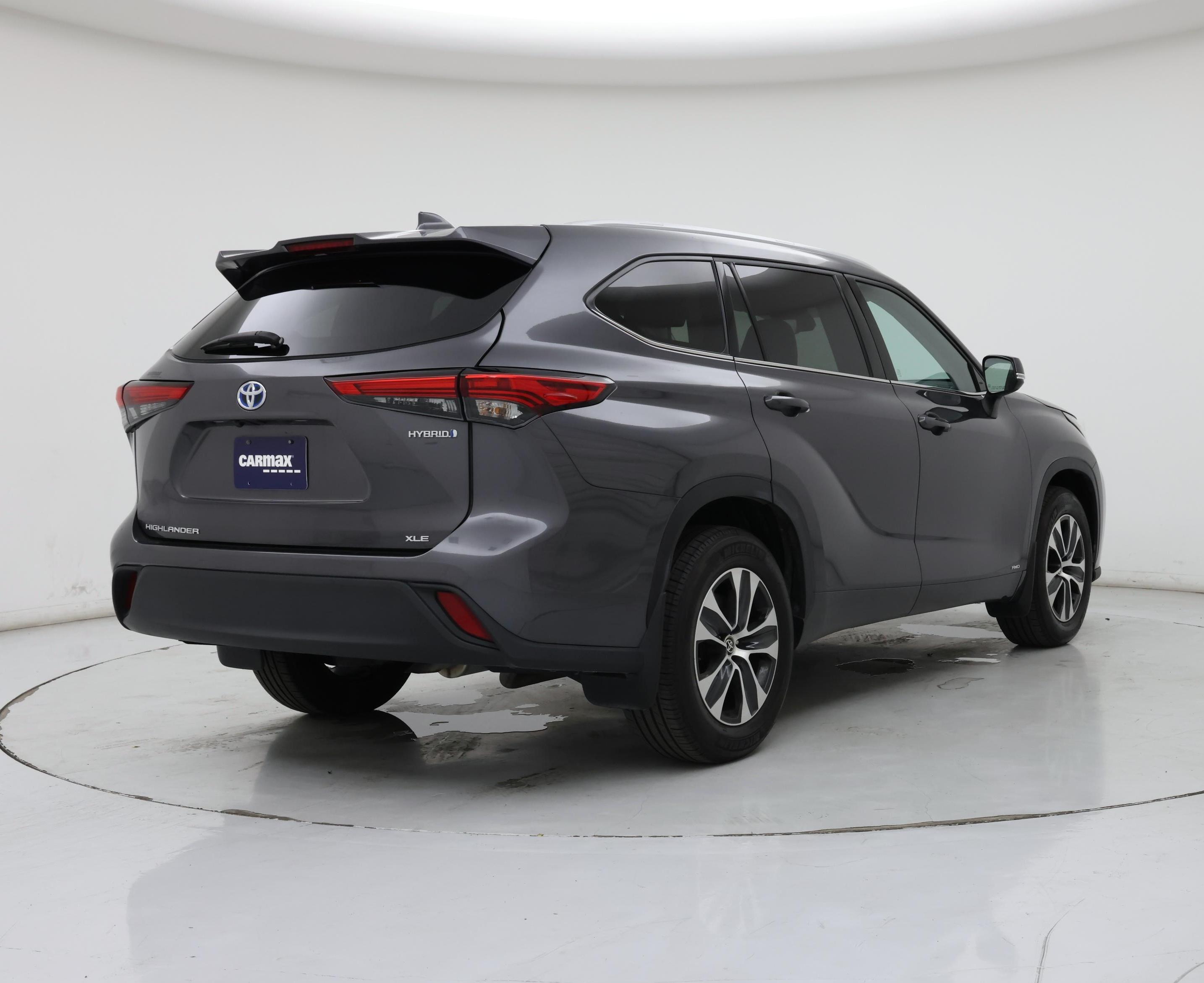 Thumbnail: 2022 Toyota Highlander - 8