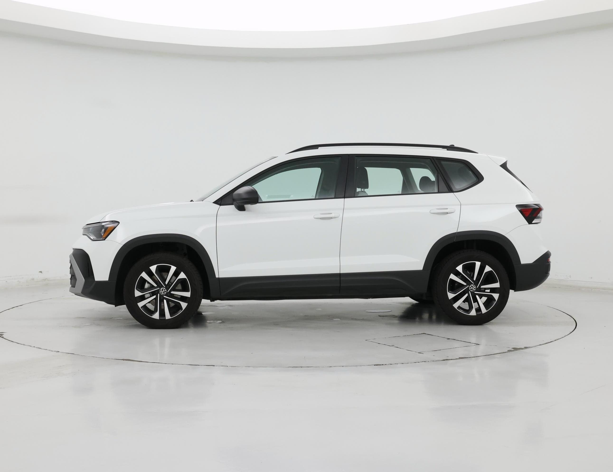 Thumbnail: 2025 Volkswagen Taos - 3
