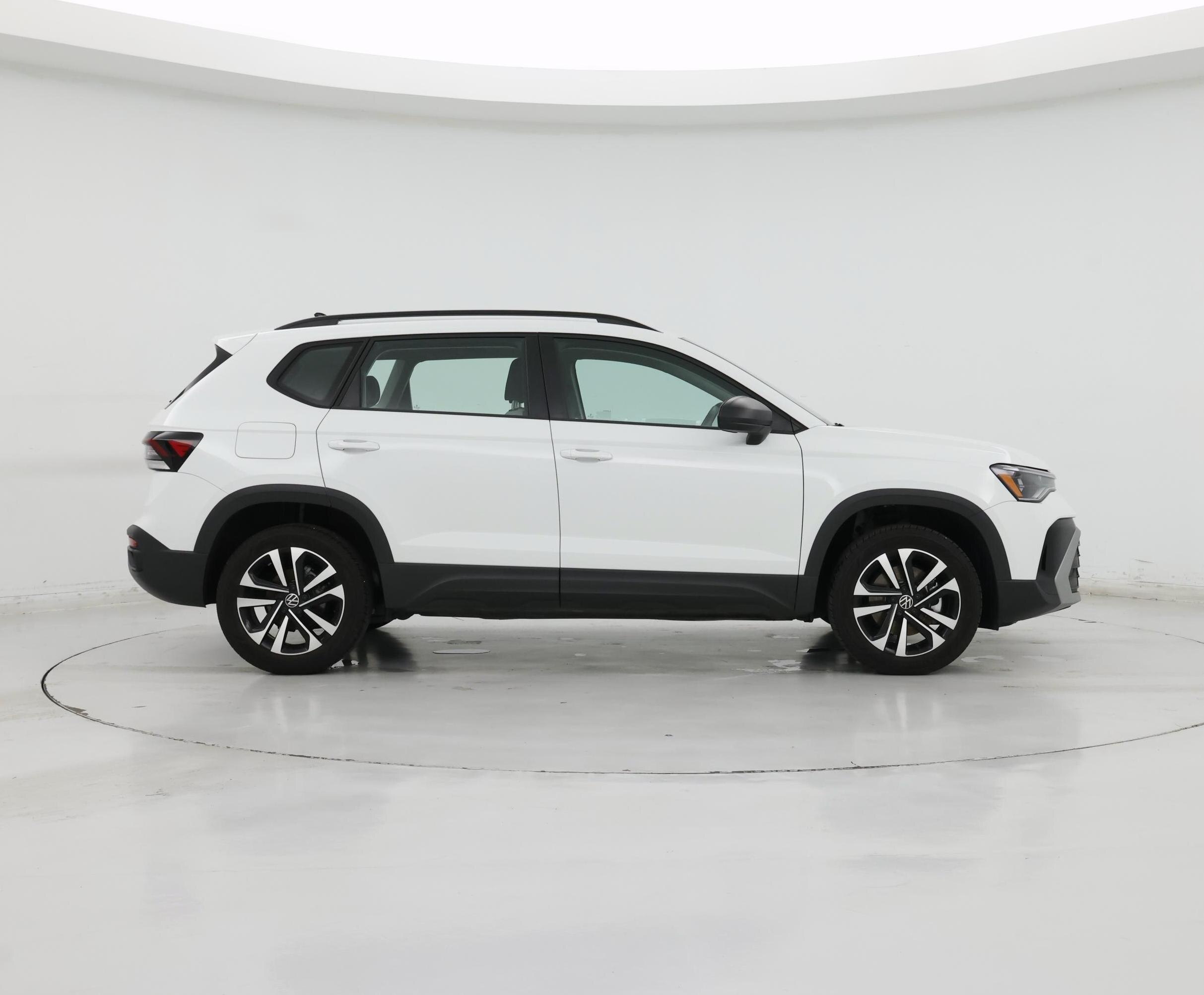 Thumbnail: 2025 Volkswagen Taos - 7