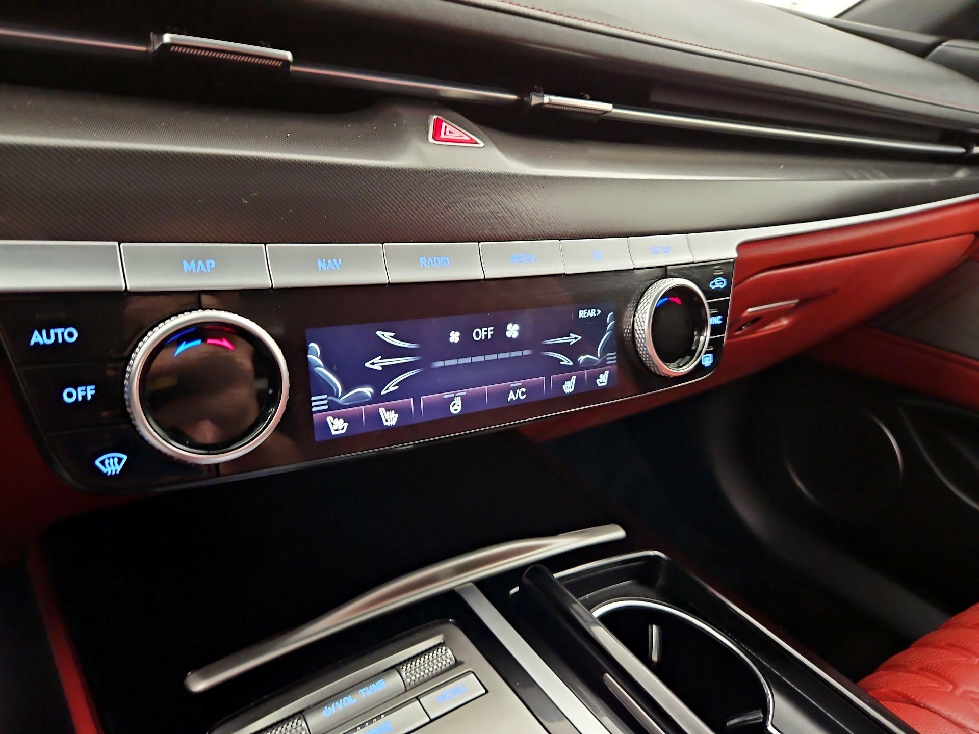 Thumbnail: 2023 Genesis G80 - 17
