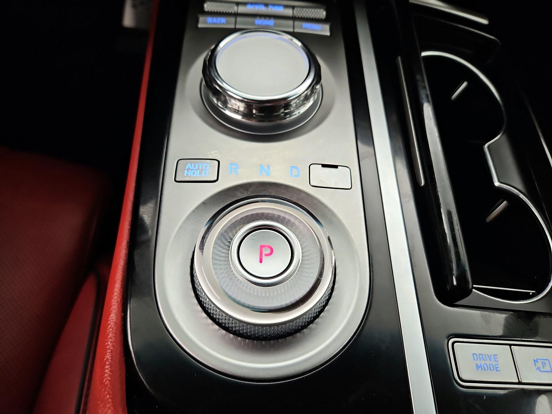 Thumbnail: 2023 Genesis G80 - 18