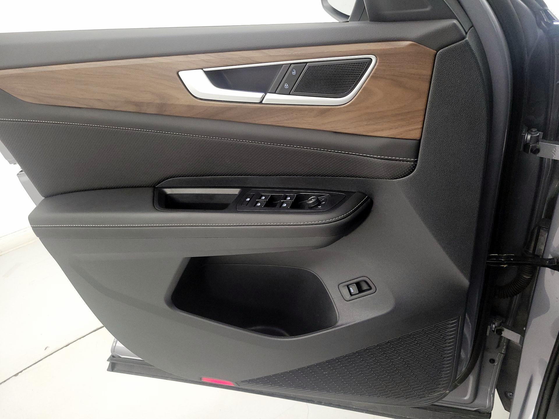 Thumbnail: 2025 Volkswagen Atlas - 12