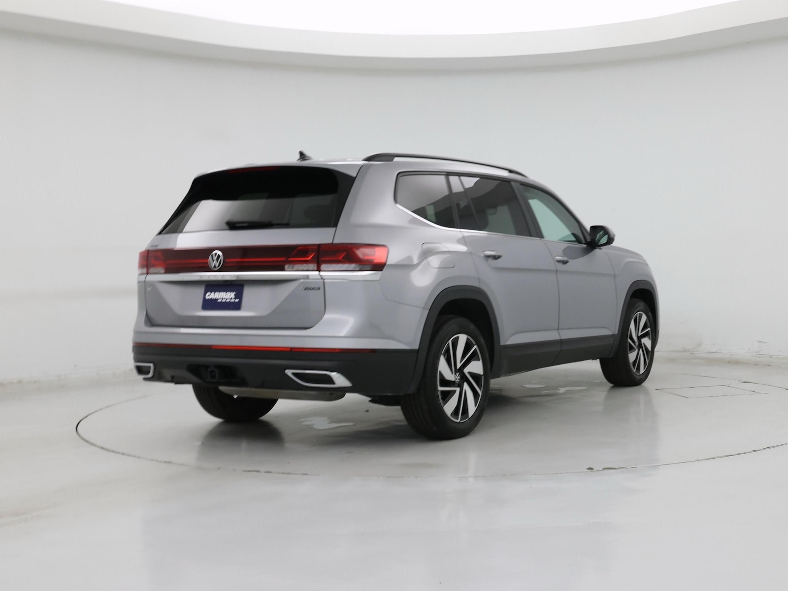 2025 Volkswagen Atlas SE w/Tech - Photo 9
