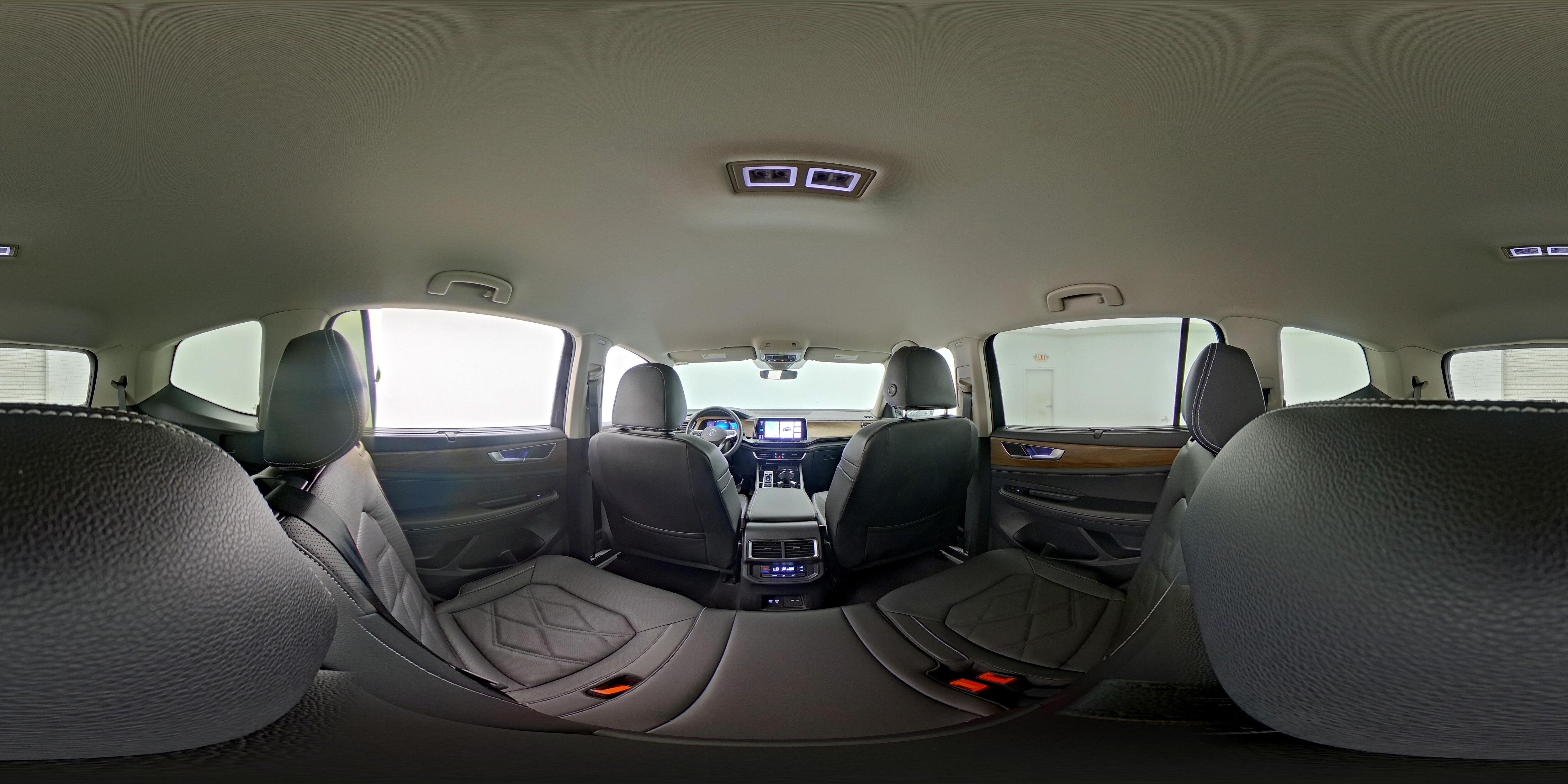 2025 Volkswagen Atlas SE w/Tech - Photo 26