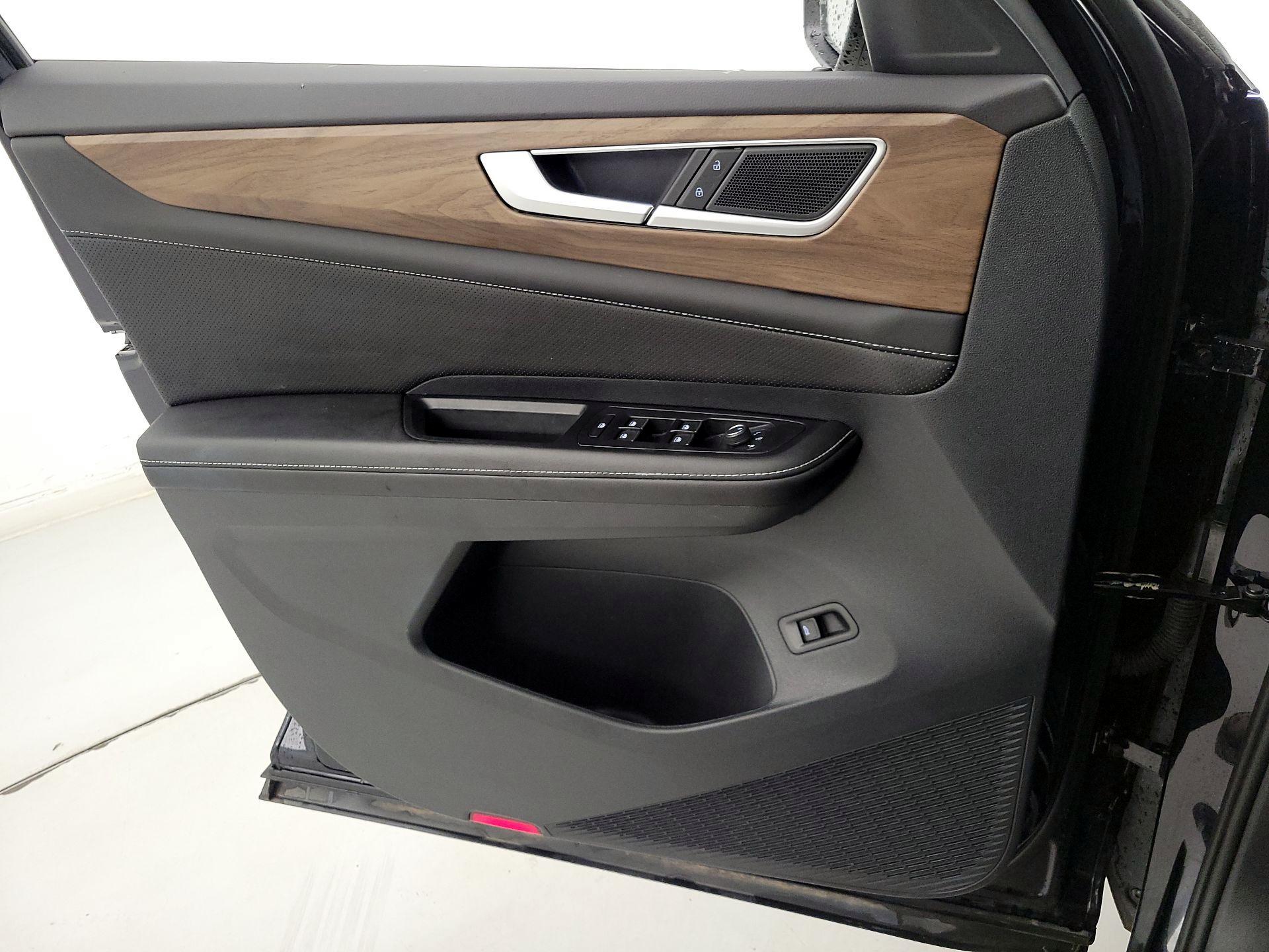 Thumbnail: 2025 Volkswagen Atlas - 12