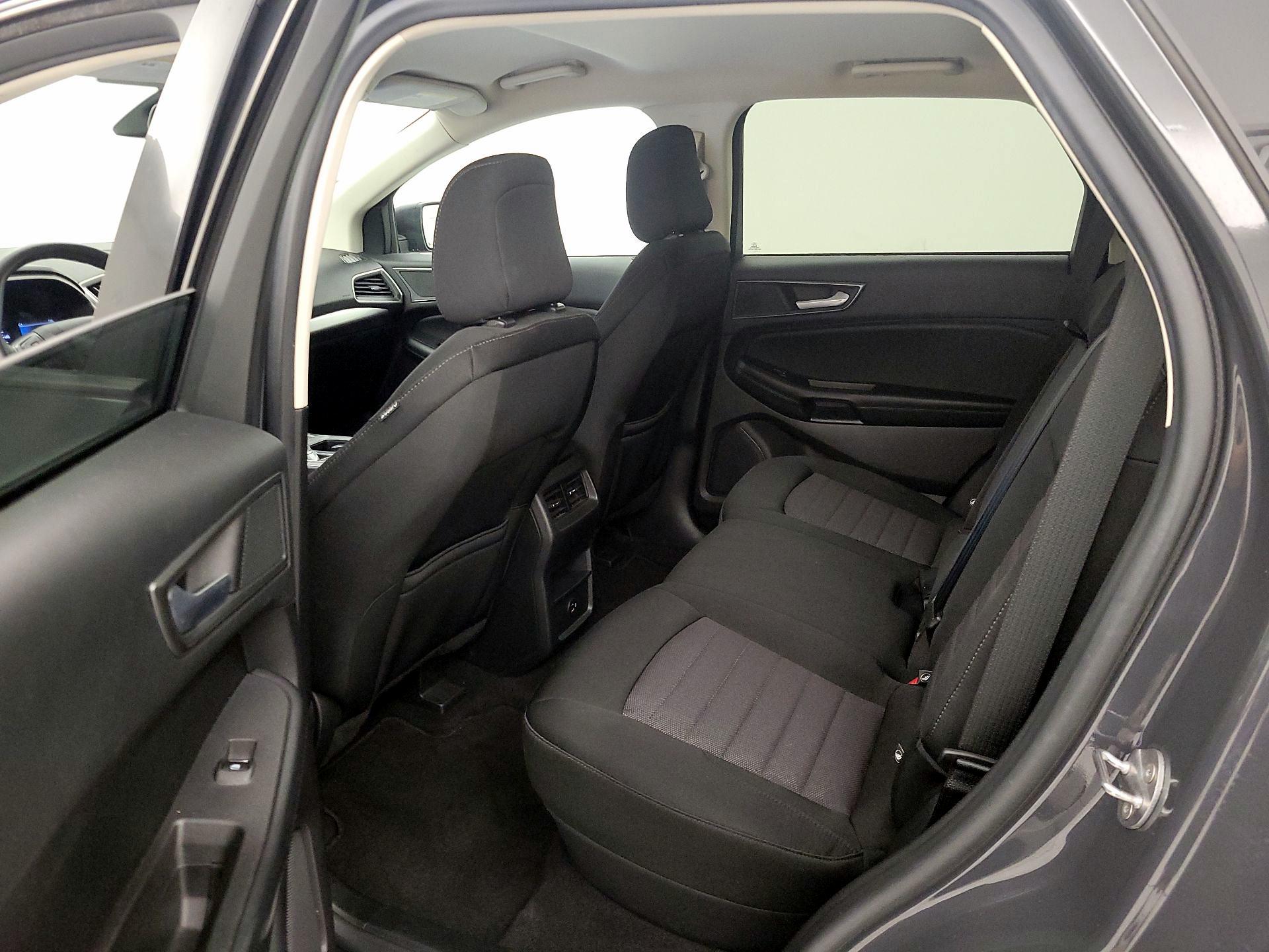 Thumbnail: 2021 Ford Edge - 19