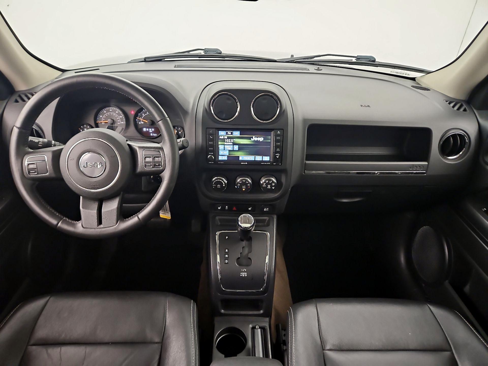 Thumbnail: 2017 Jeep Patriot - 9