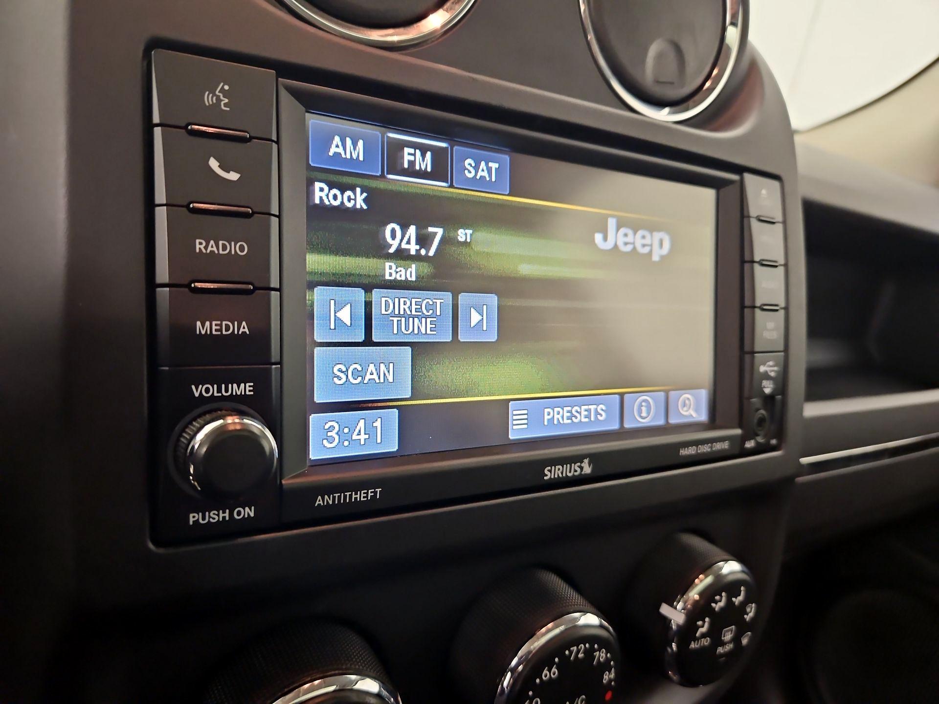 Thumbnail: 2017 Jeep Patriot - 13