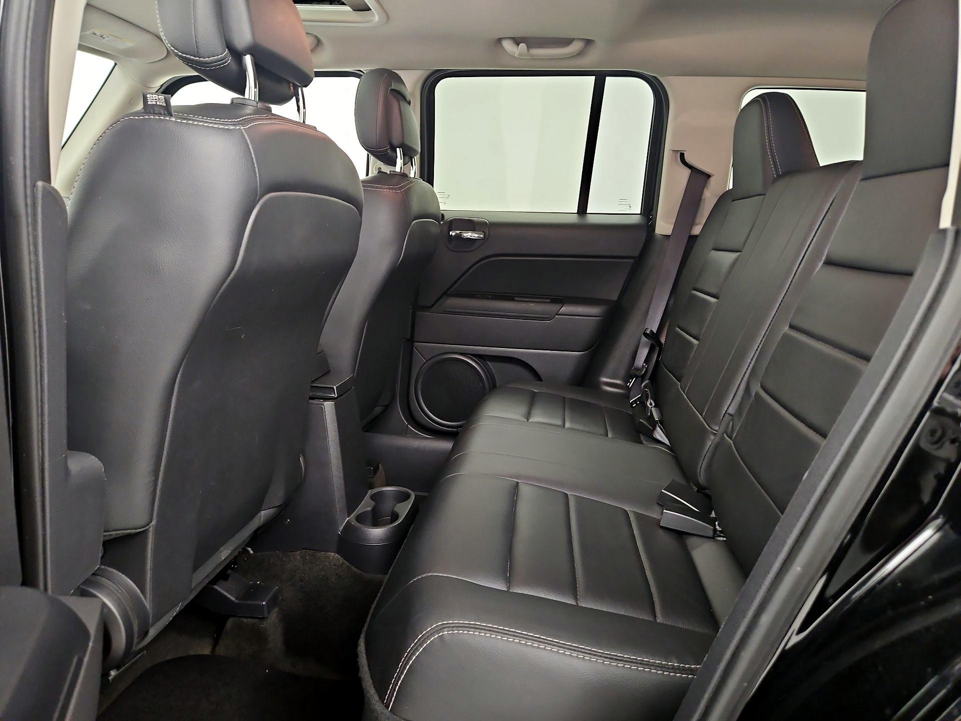 Thumbnail: 2017 Jeep Patriot - 17