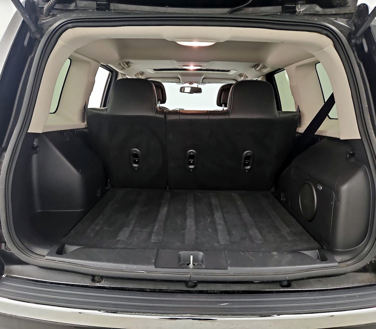Trunk/Cargo (Seats Up)