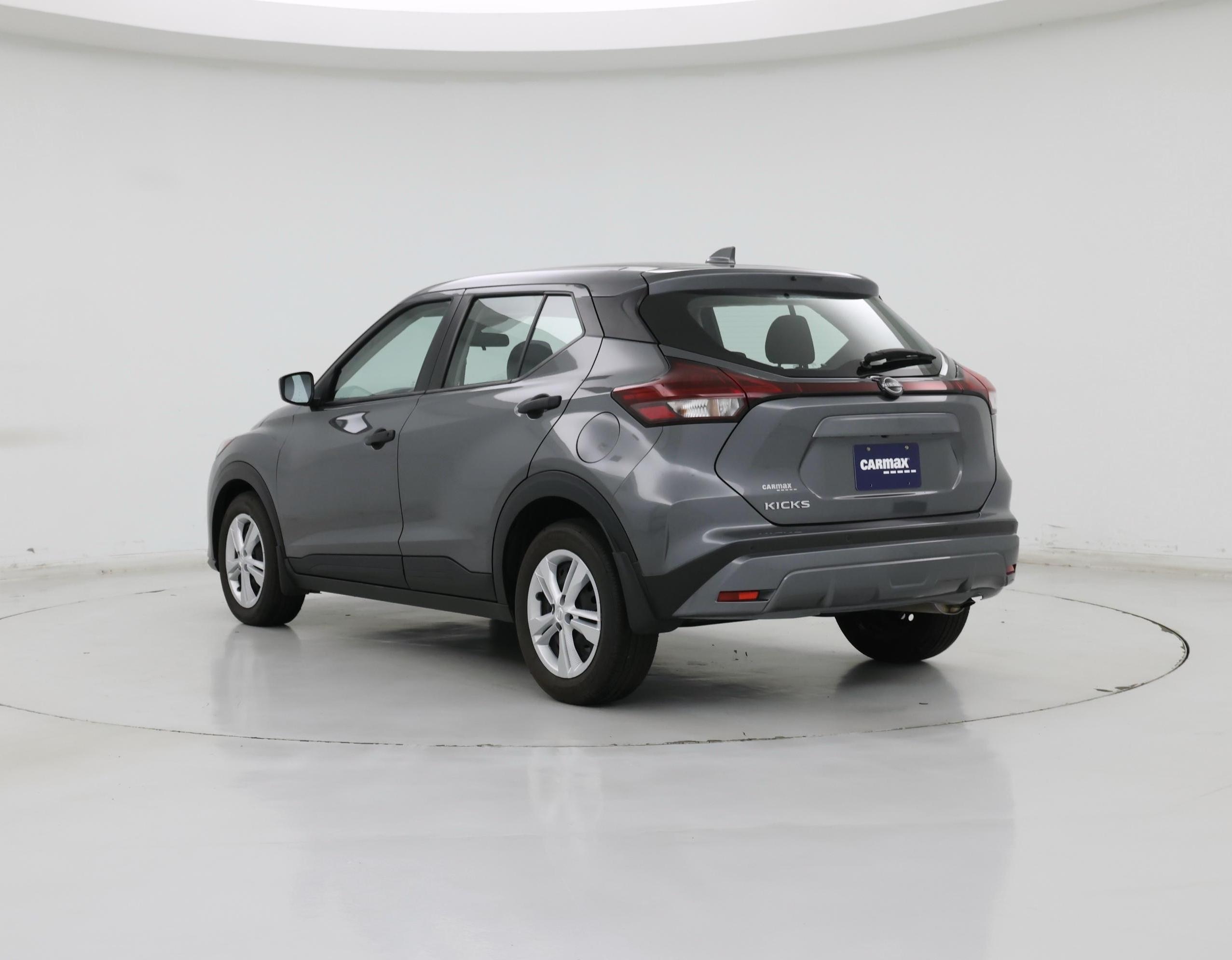 Thumbnail: 2025 Nissan Kicks - 2