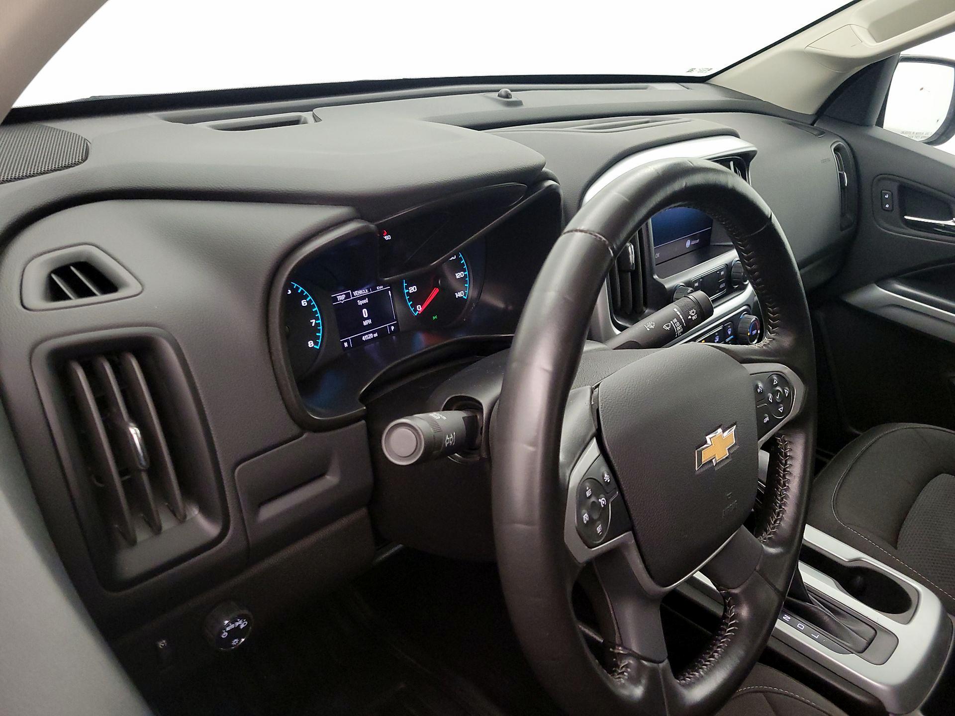 Thumbnail: 2022 Chevrolet Colorado - 9