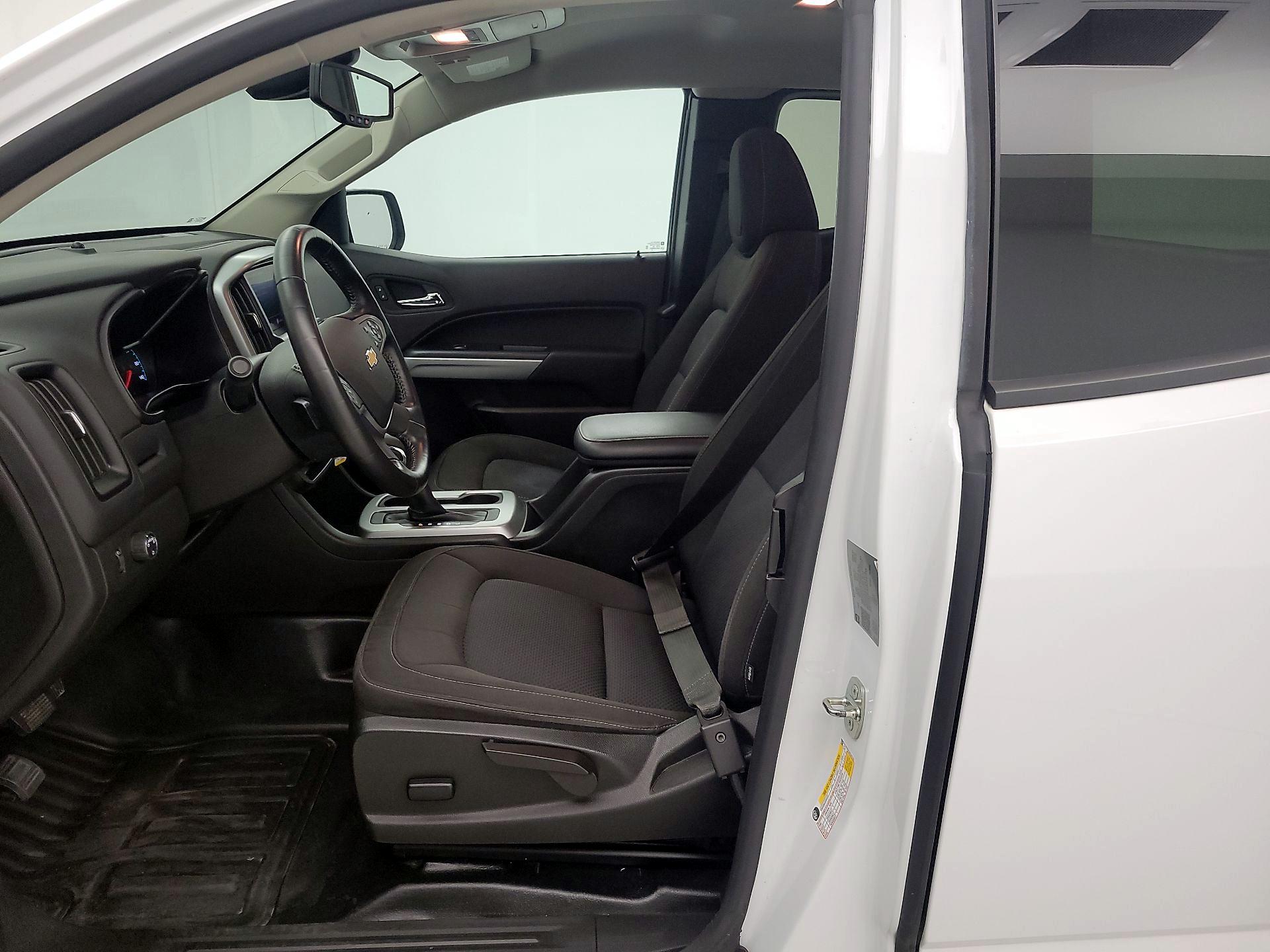 Thumbnail: 2022 Chevrolet Colorado - 11