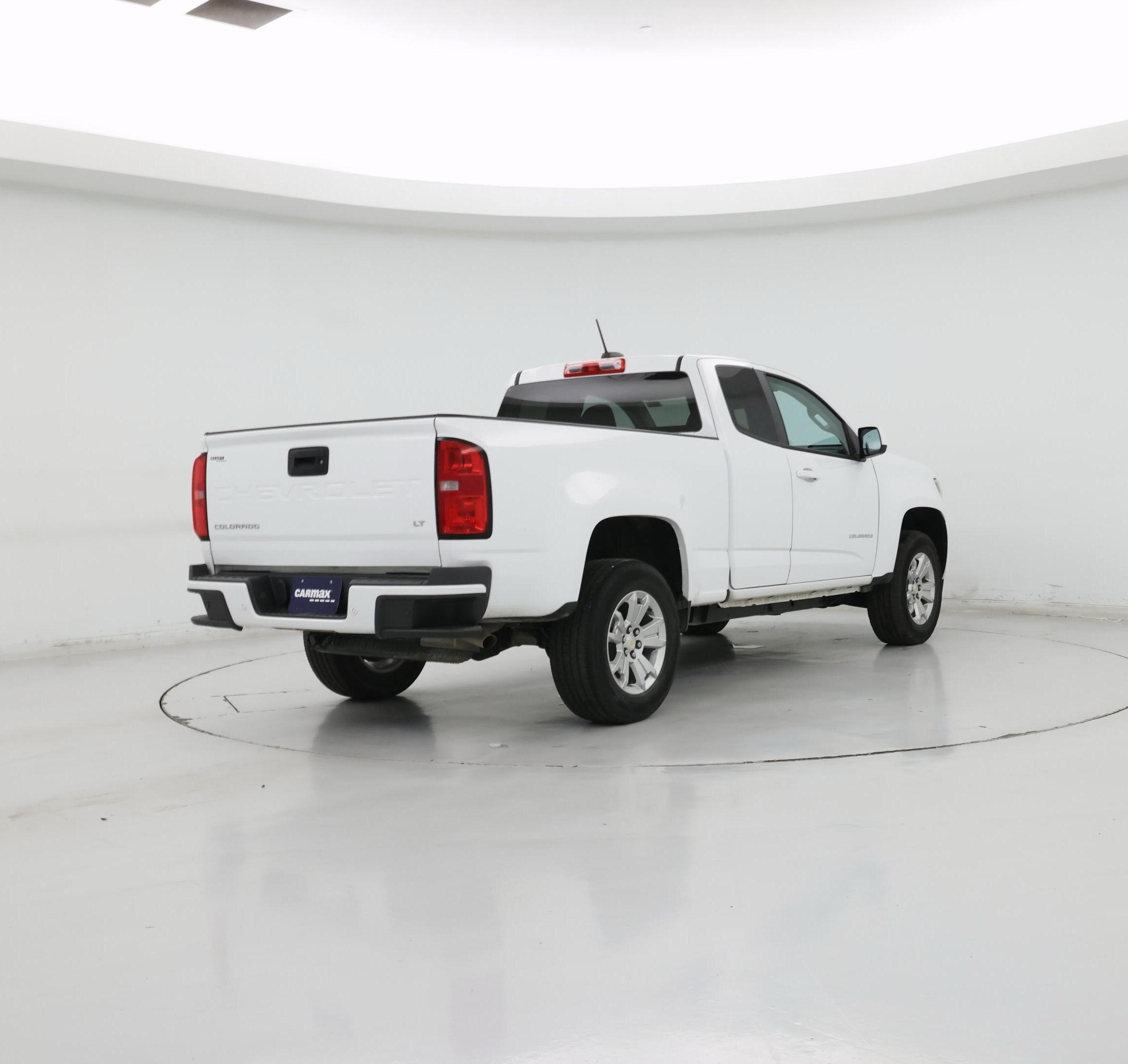 Thumbnail: 2022 Chevrolet Colorado - 8