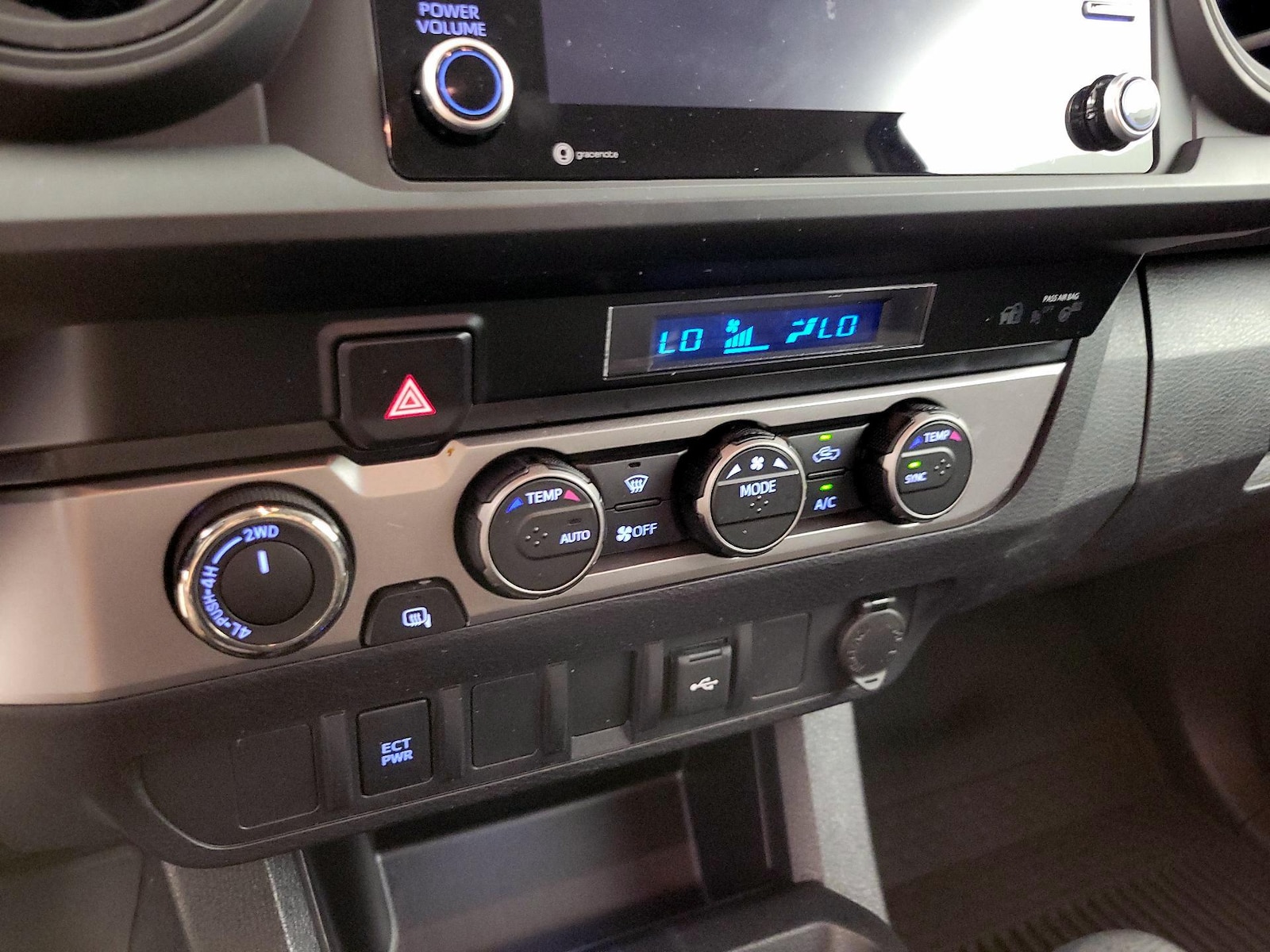 2023 Toyota Tacoma SR - Photo 14